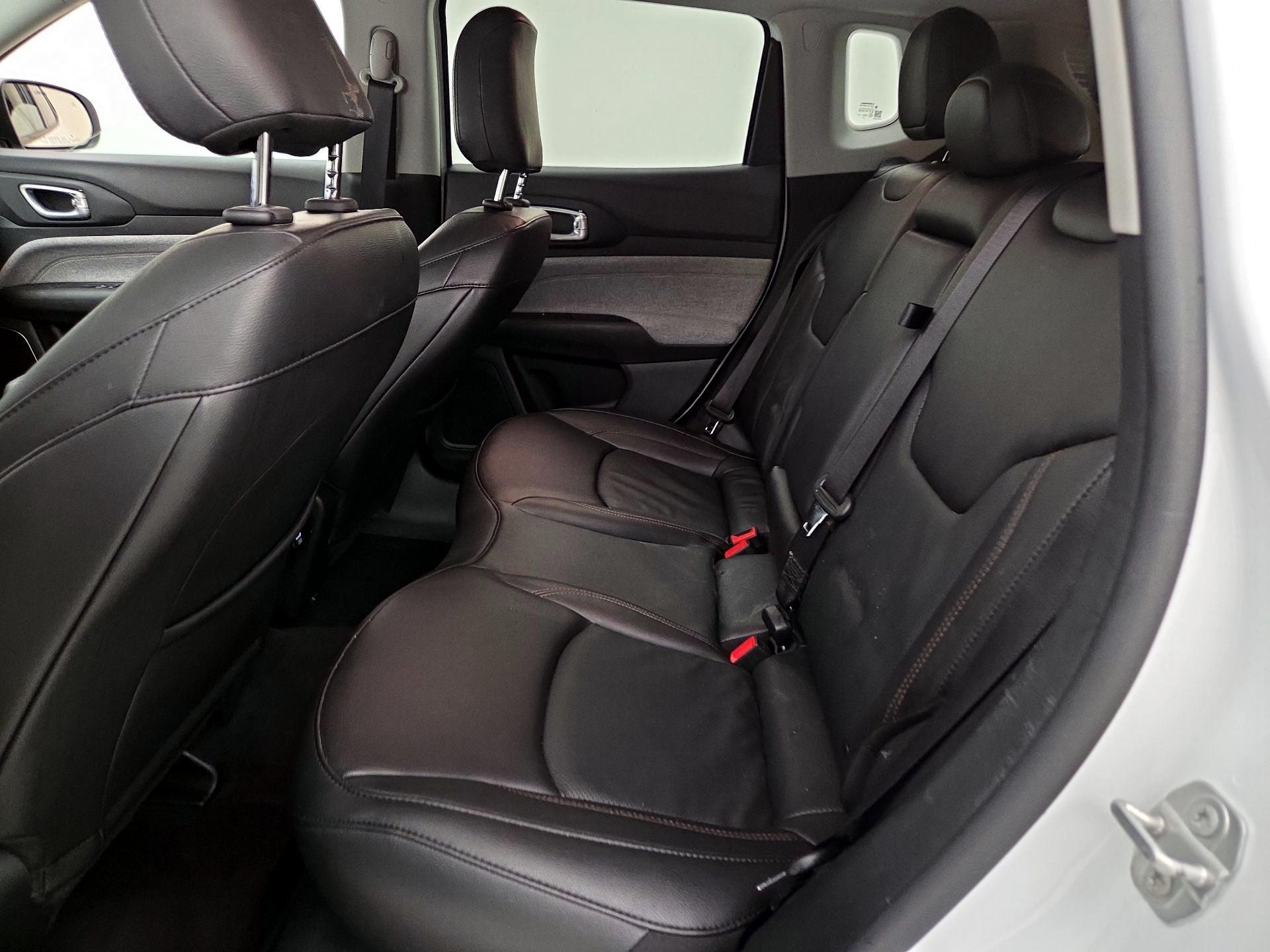 Thumbnail: 2022 Jeep Compass - 18