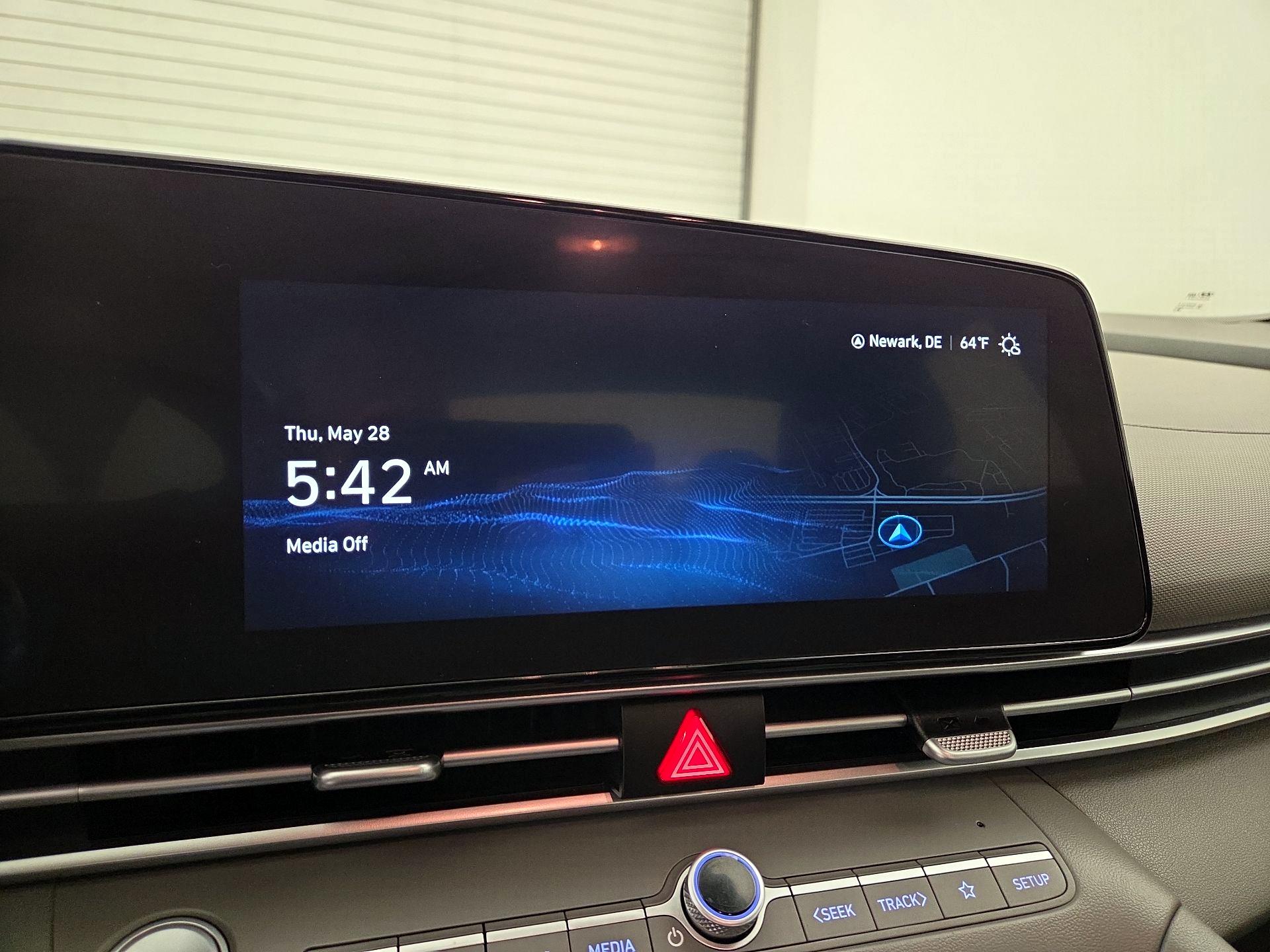 Thumbnail: 2023 Hyundai Elantra - 13