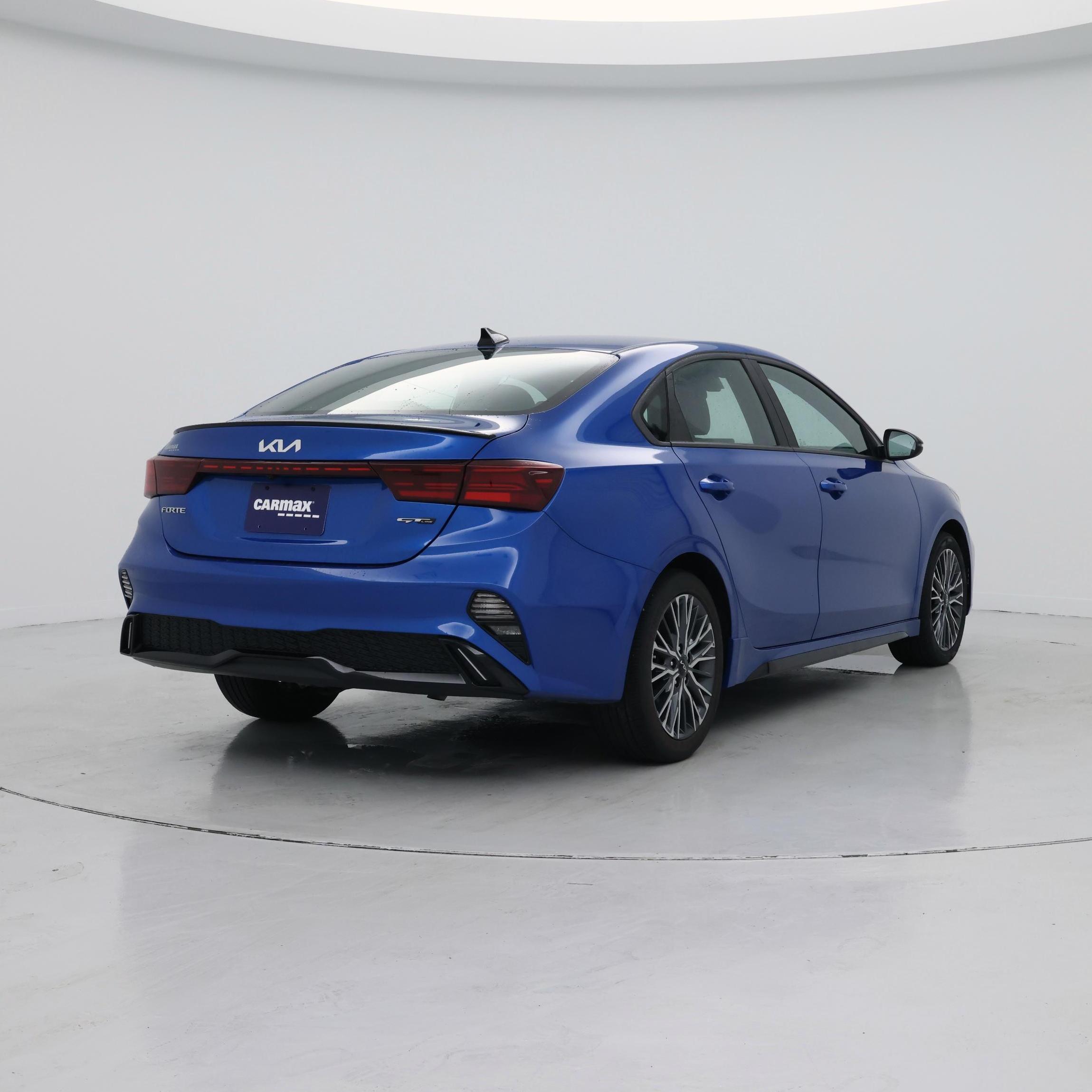 Thumbnail: 2023 Kia Forte - 8