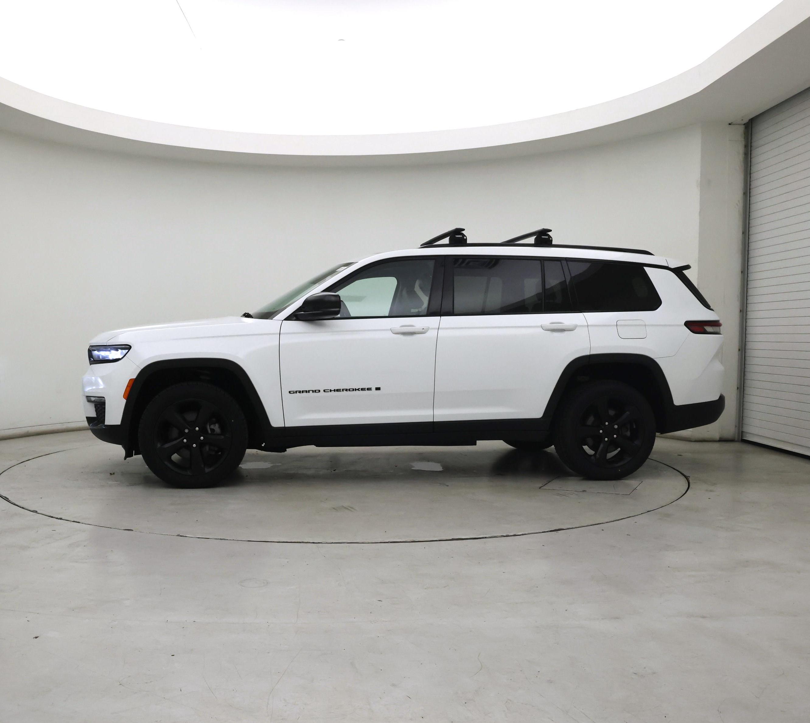 Thumbnail: 2023 Jeep Grand Cherokee L - 3