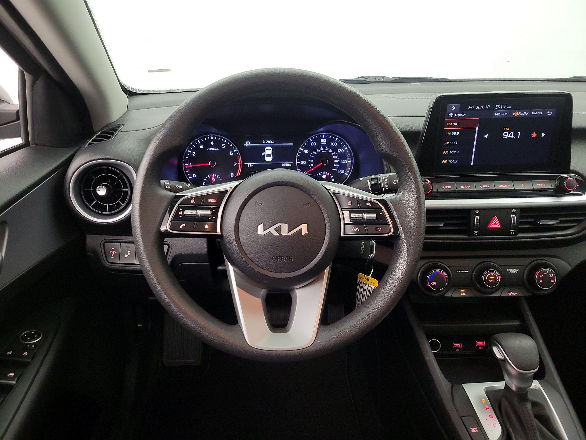 Thumbnail: 2024 Kia Forte - 10