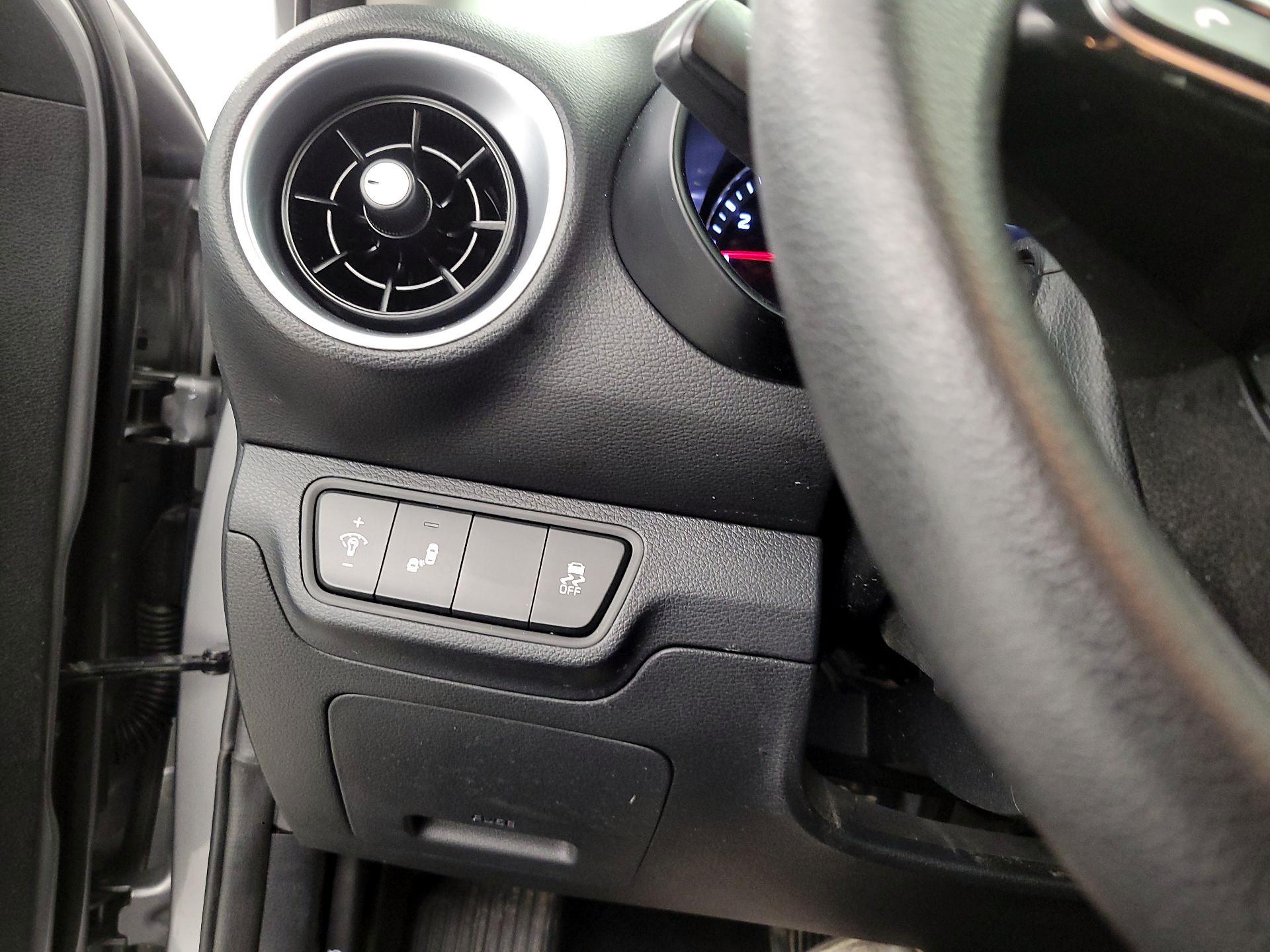 Thumbnail: 2024 Kia Forte - 13