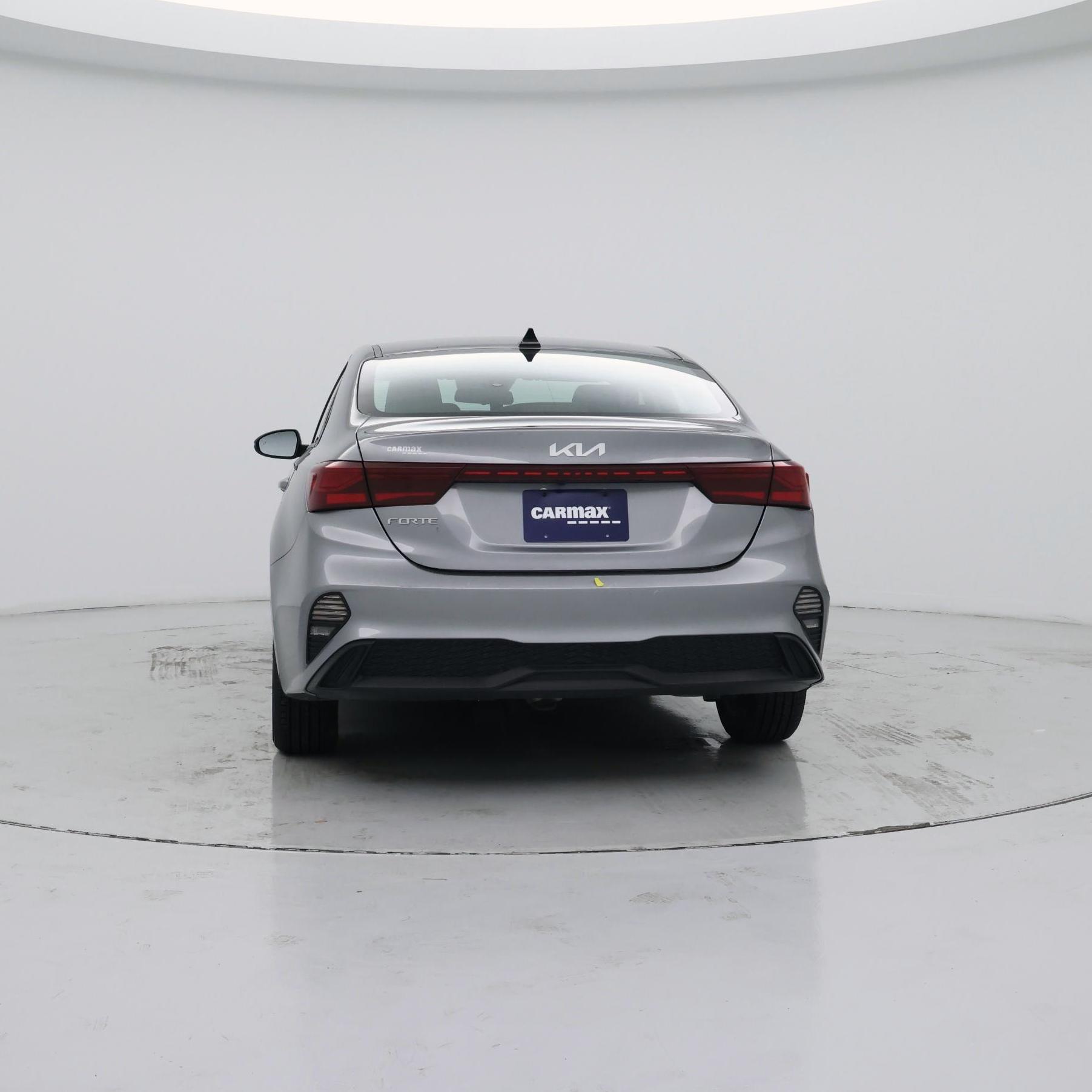 Thumbnail: 2024 Kia Forte - 6