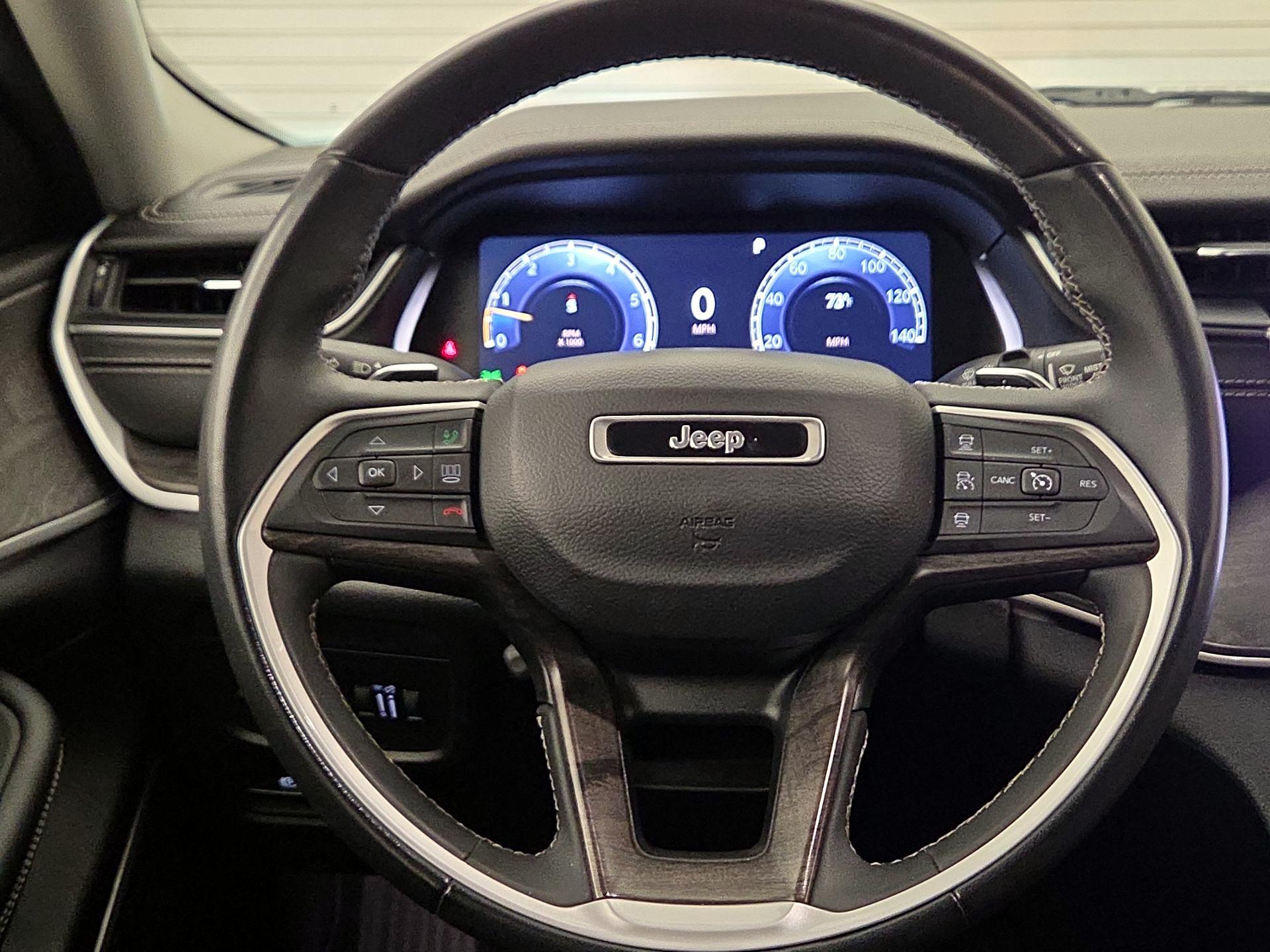 Thumbnail: 2023 Jeep Grand Cherokee L - 10