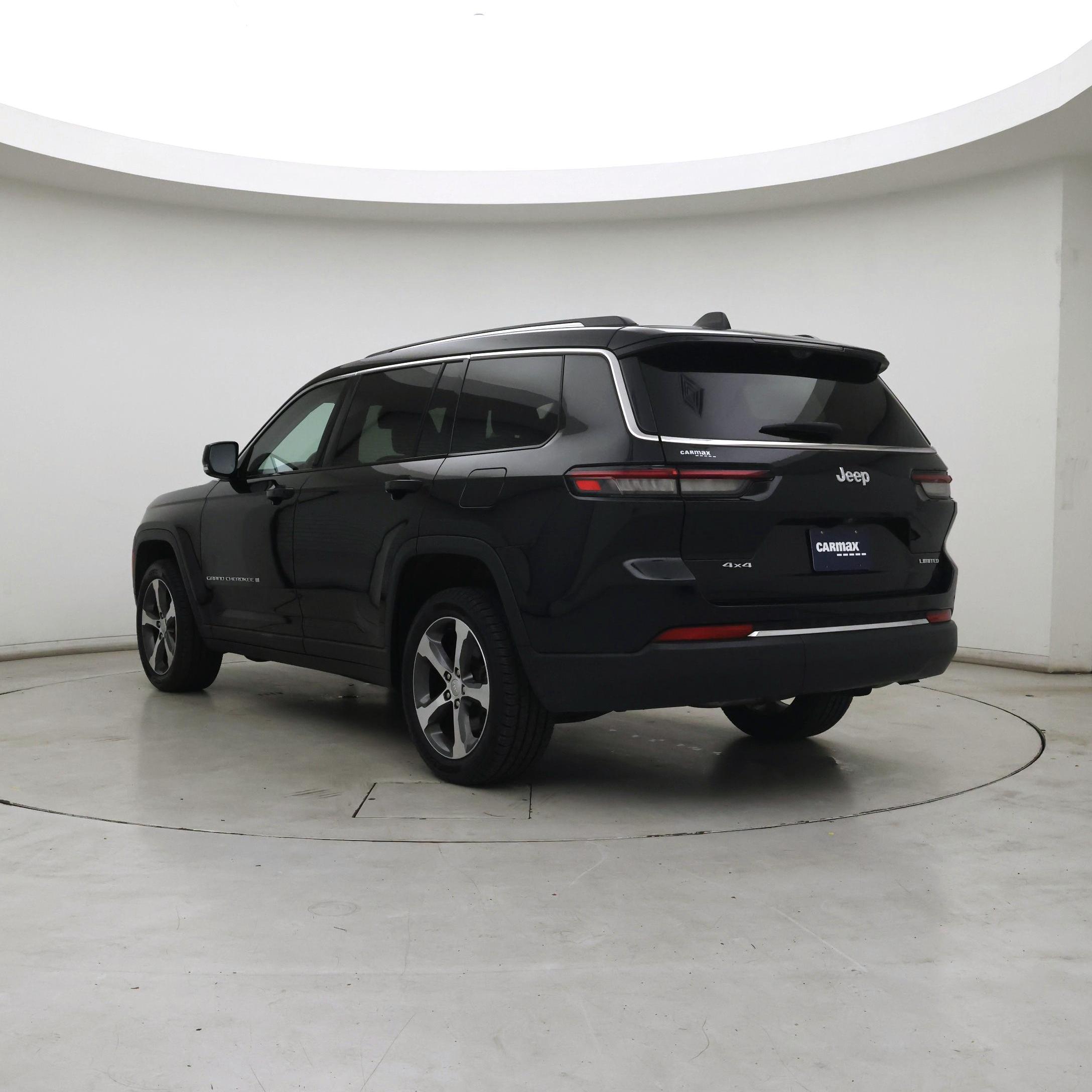 Thumbnail: 2023 Jeep Grand Cherokee L - 2