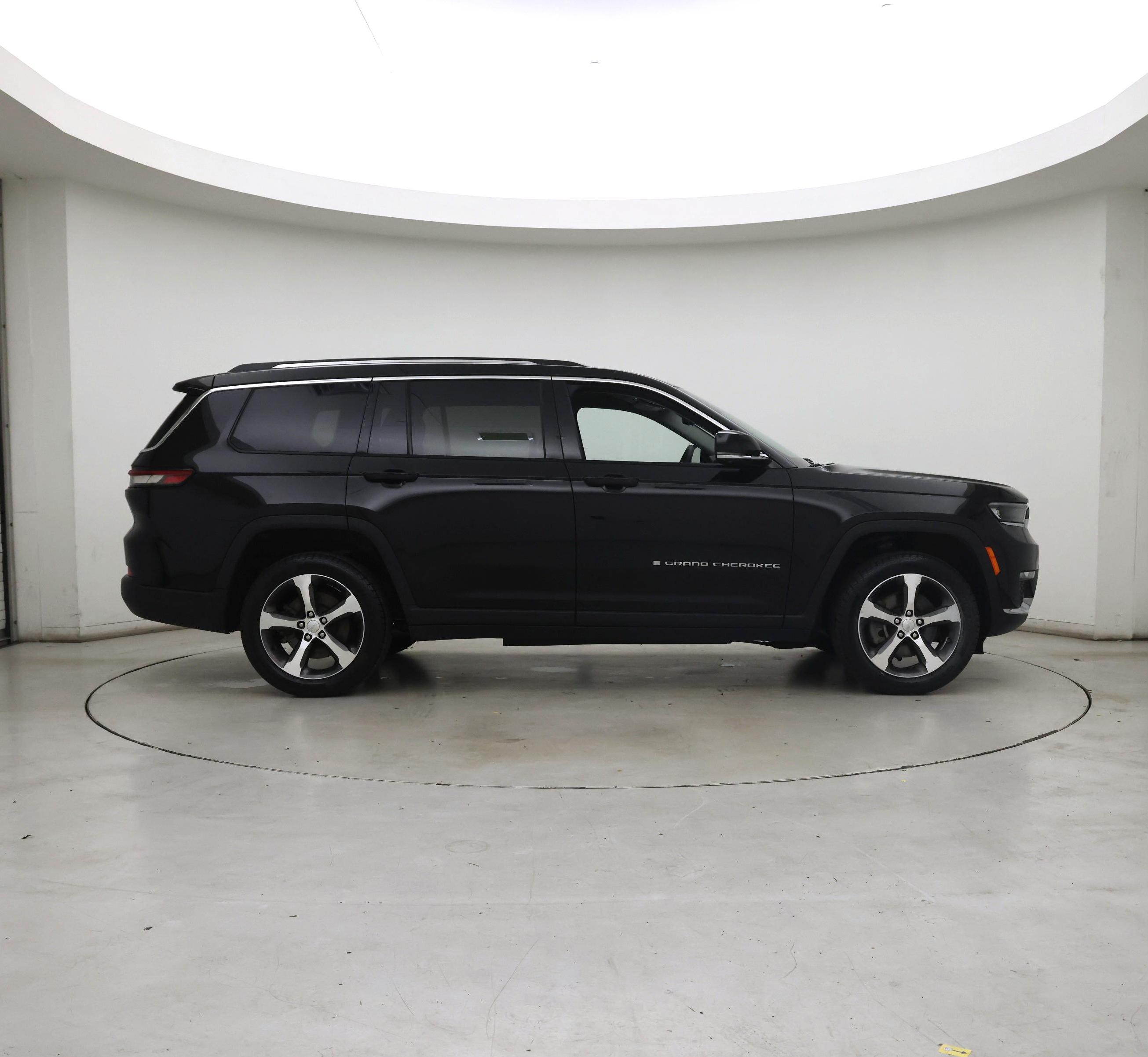 Thumbnail: 2023 Jeep Grand Cherokee L - 7