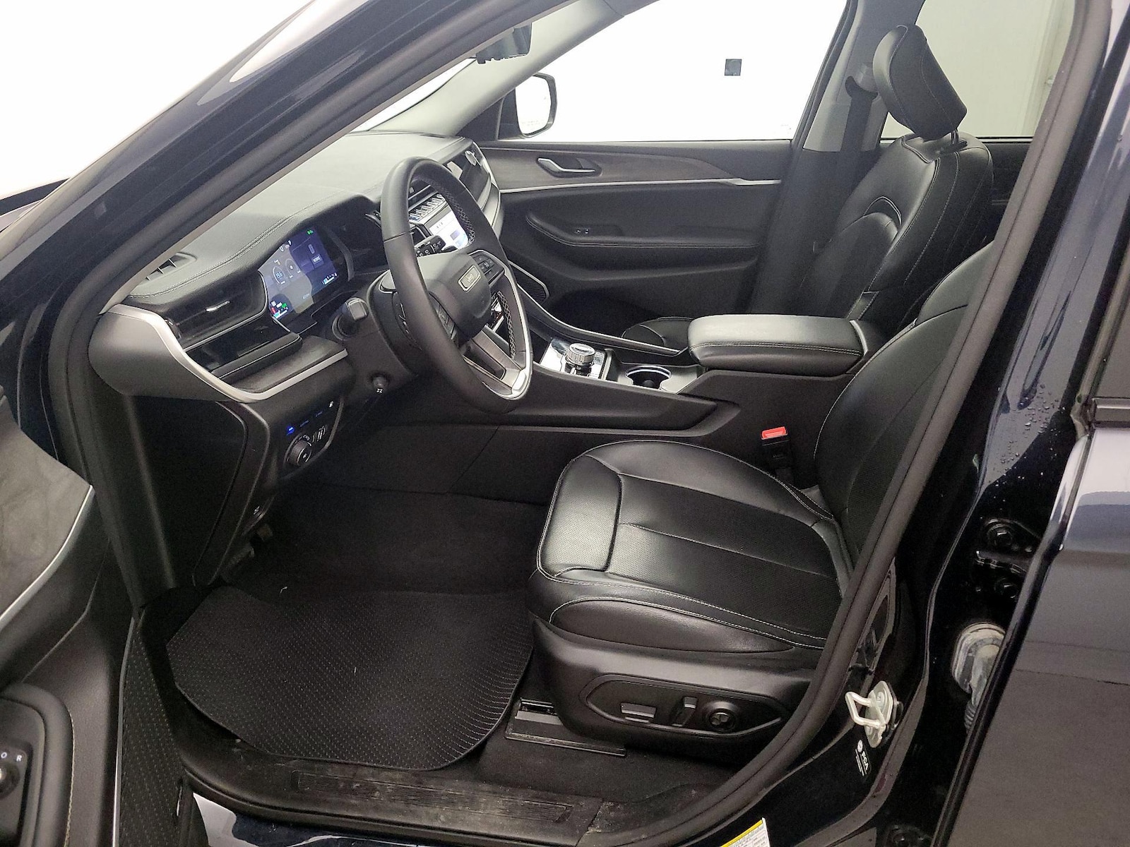 2023 Jeep Grand Cherokee 30th Anniversary 4xe - Photo 12