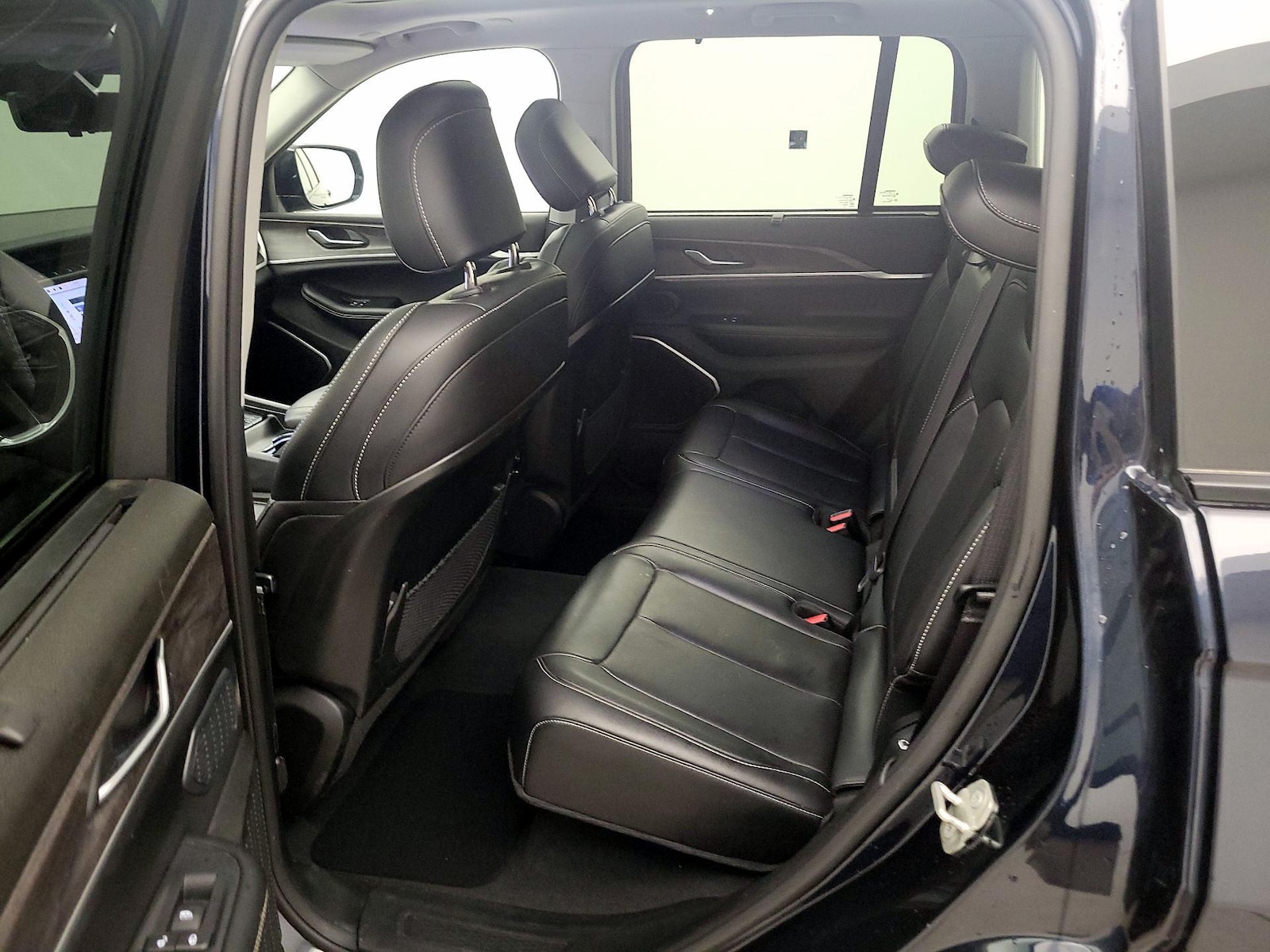 2023 Jeep Grand Cherokee 30th Anniversary 4xe - Photo 21