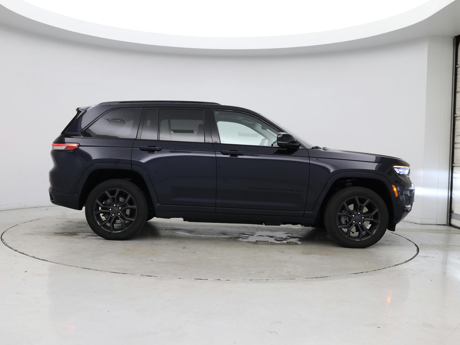 2023 Jeep Grand Cherokee 30th Anniversary 4xe - Photo 8