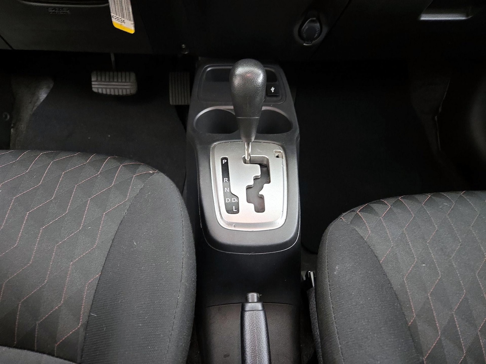 2024 Mitsubishi Mirage ES - Photo 18