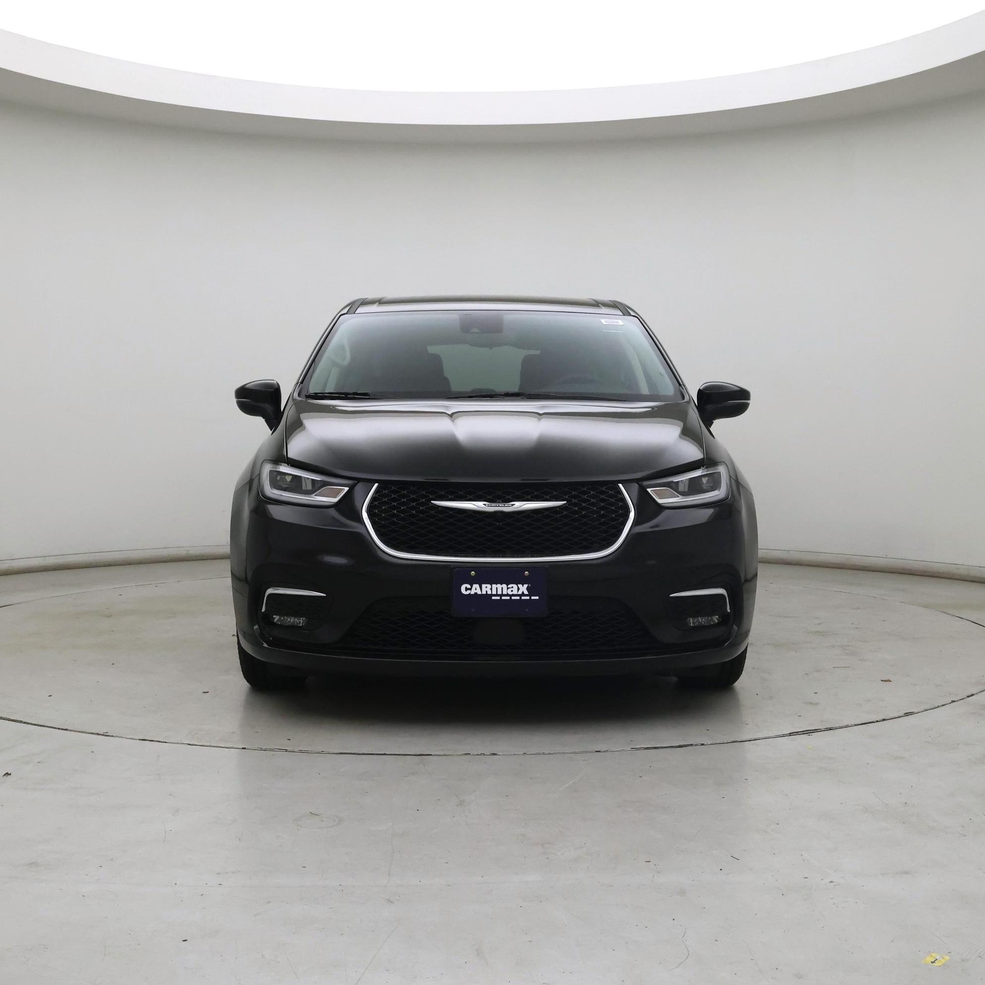 Thumbnail: 2023 Chrysler Pacifica - 5