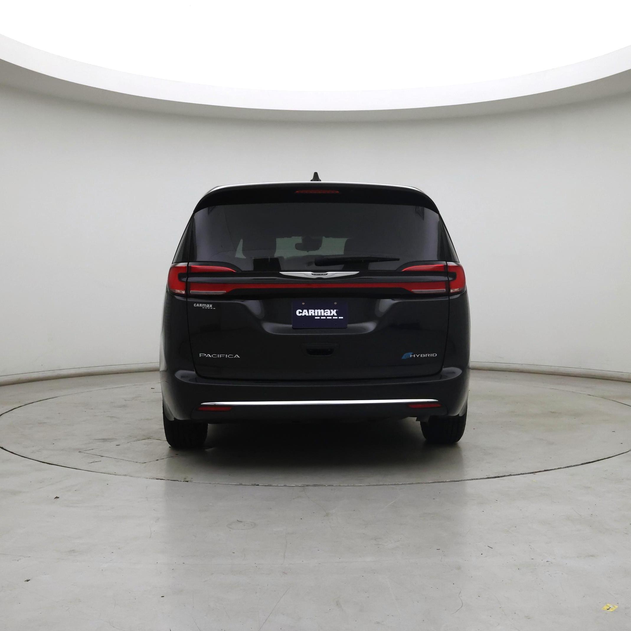 Thumbnail: 2023 Chrysler Pacifica - 6