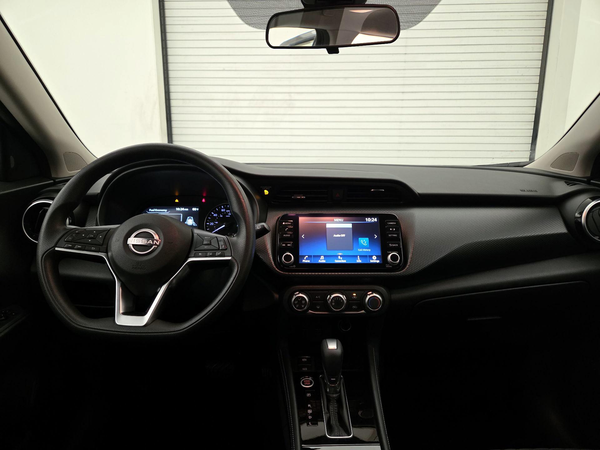 Thumbnail: 2023 Nissan Kicks - 9
