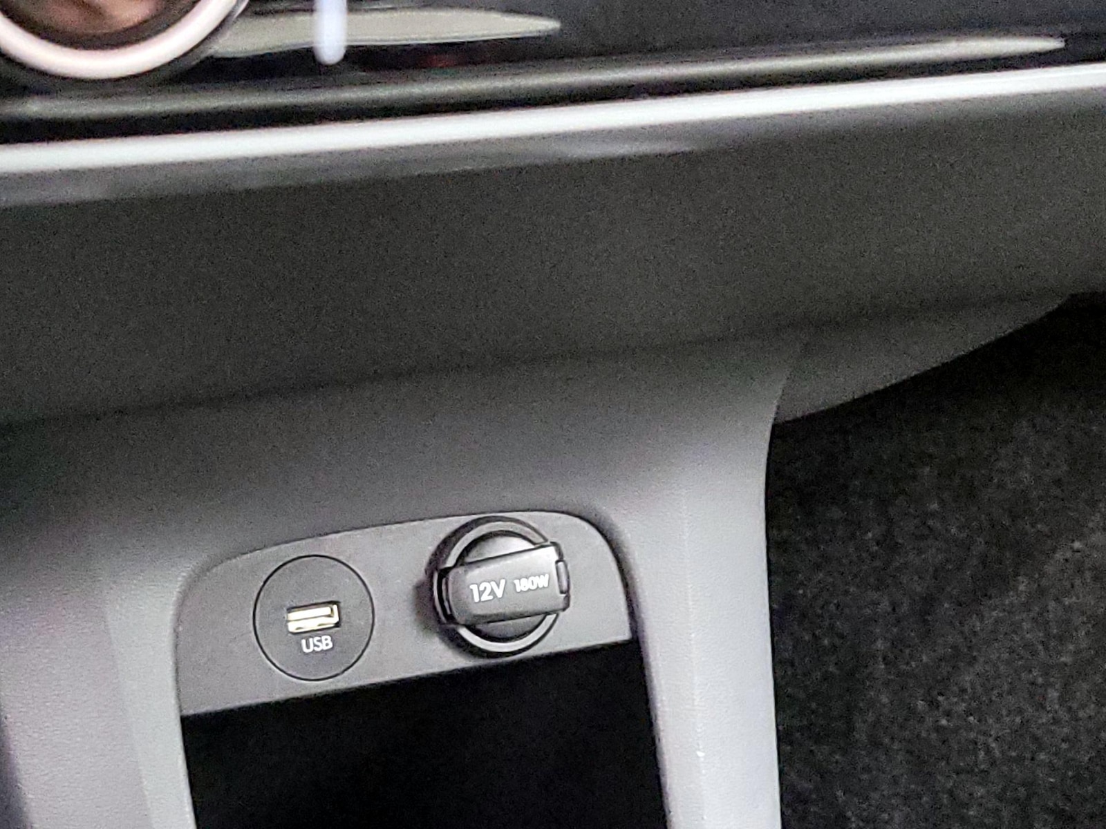 2024 Hyundai IONIQ 5 SE - Photo 20