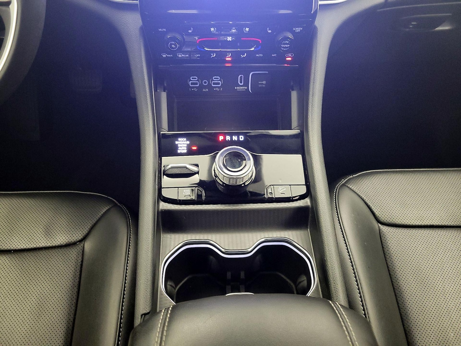 2023 Jeep Grand Cherokee 30th Anniversary 4xe - Photo 19