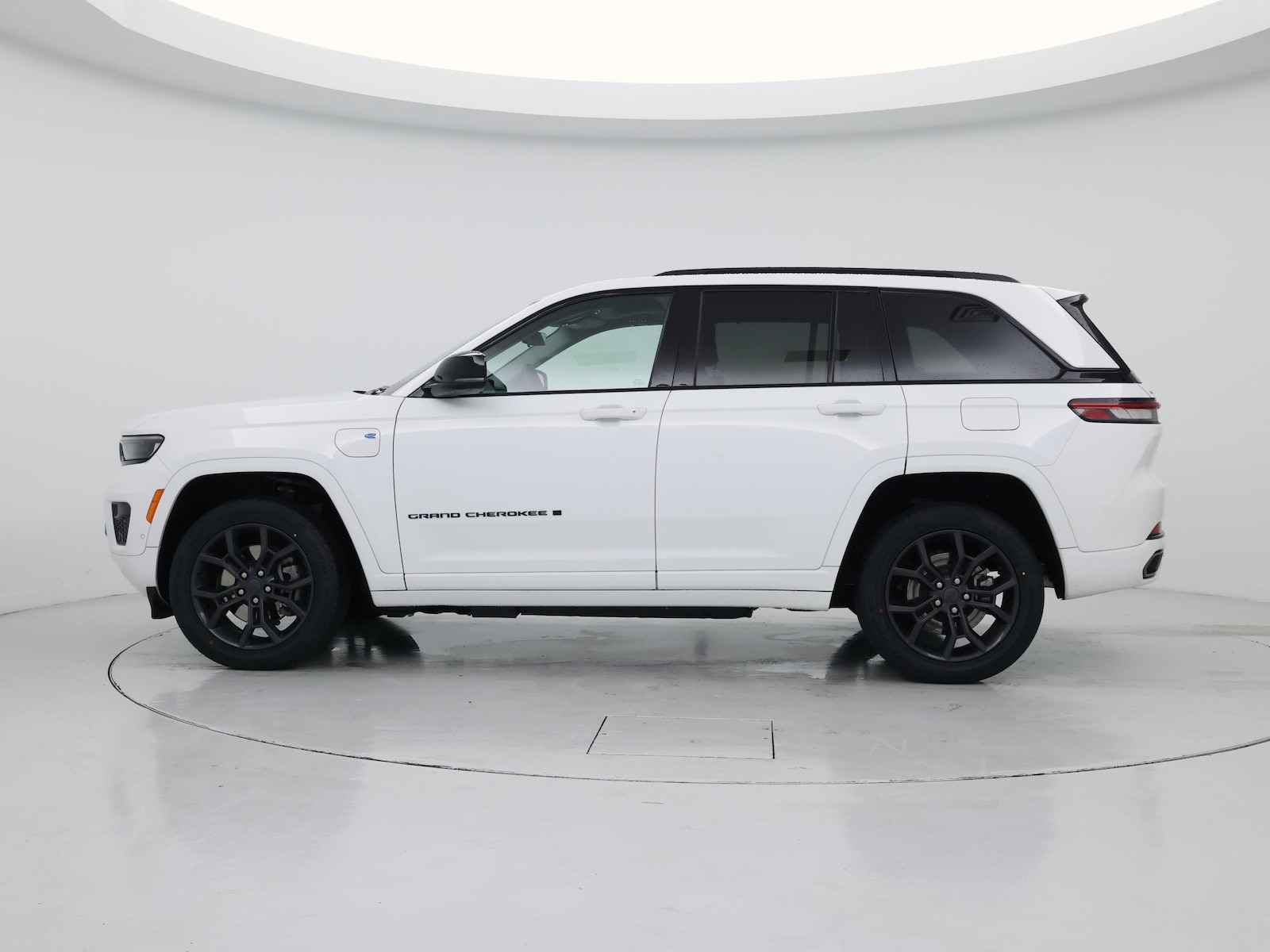 2023 Jeep Grand Cherokee 30th Anniversary 4xe - Photo 4