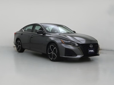 2023 Nissan Altima SR