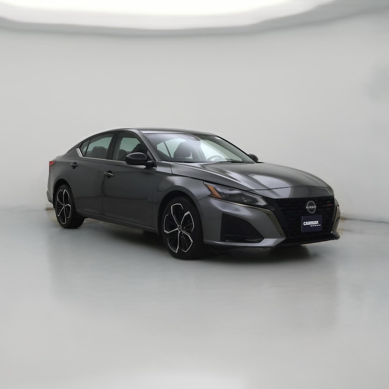 2023 Nissan Altima SR