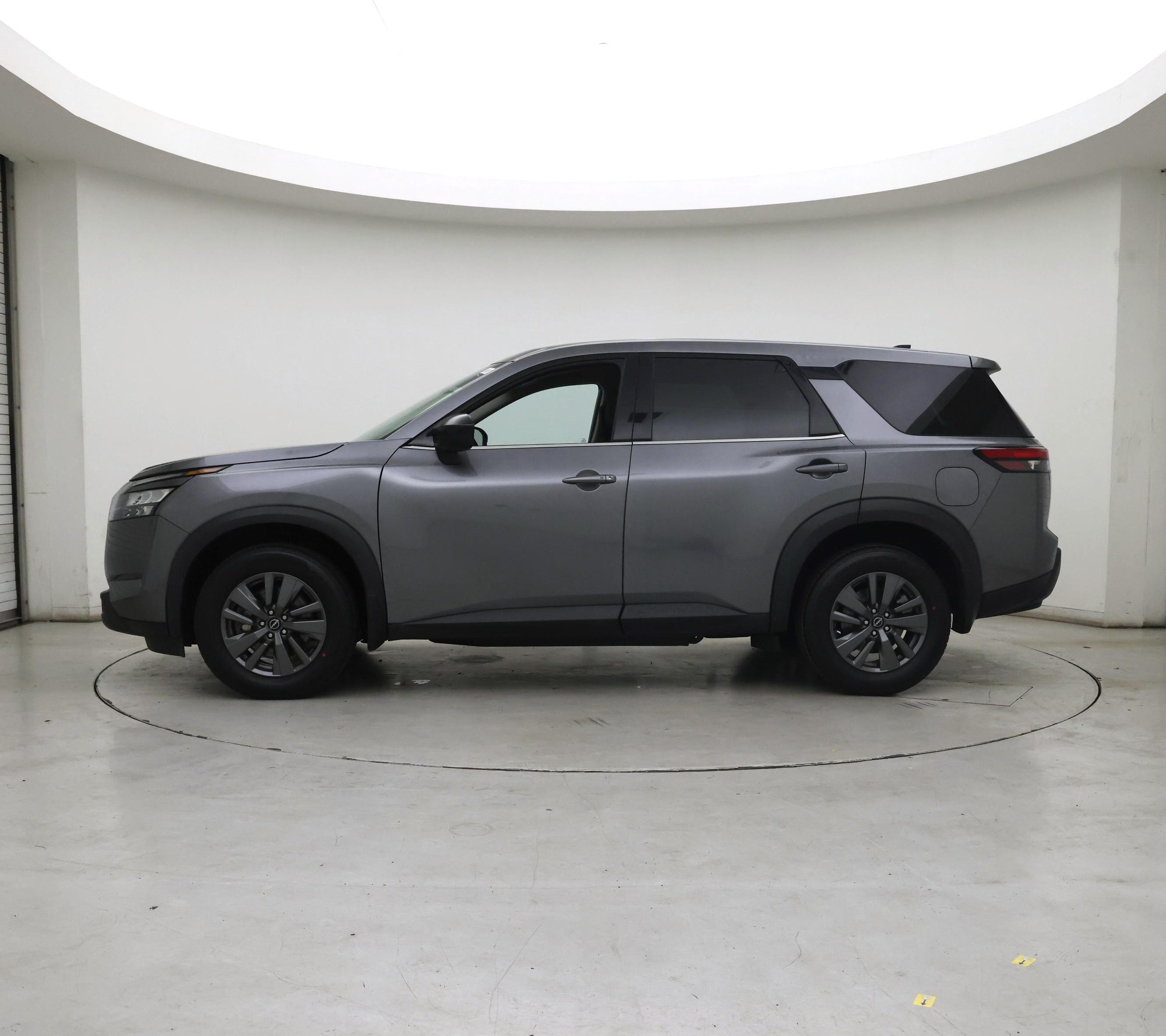 Thumbnail: 2024 Nissan Pathfinder - 3