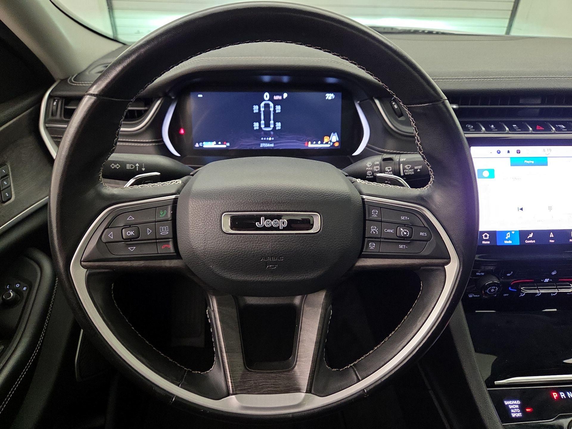 Thumbnail: 2022 Jeep Grand Cherokee - 10