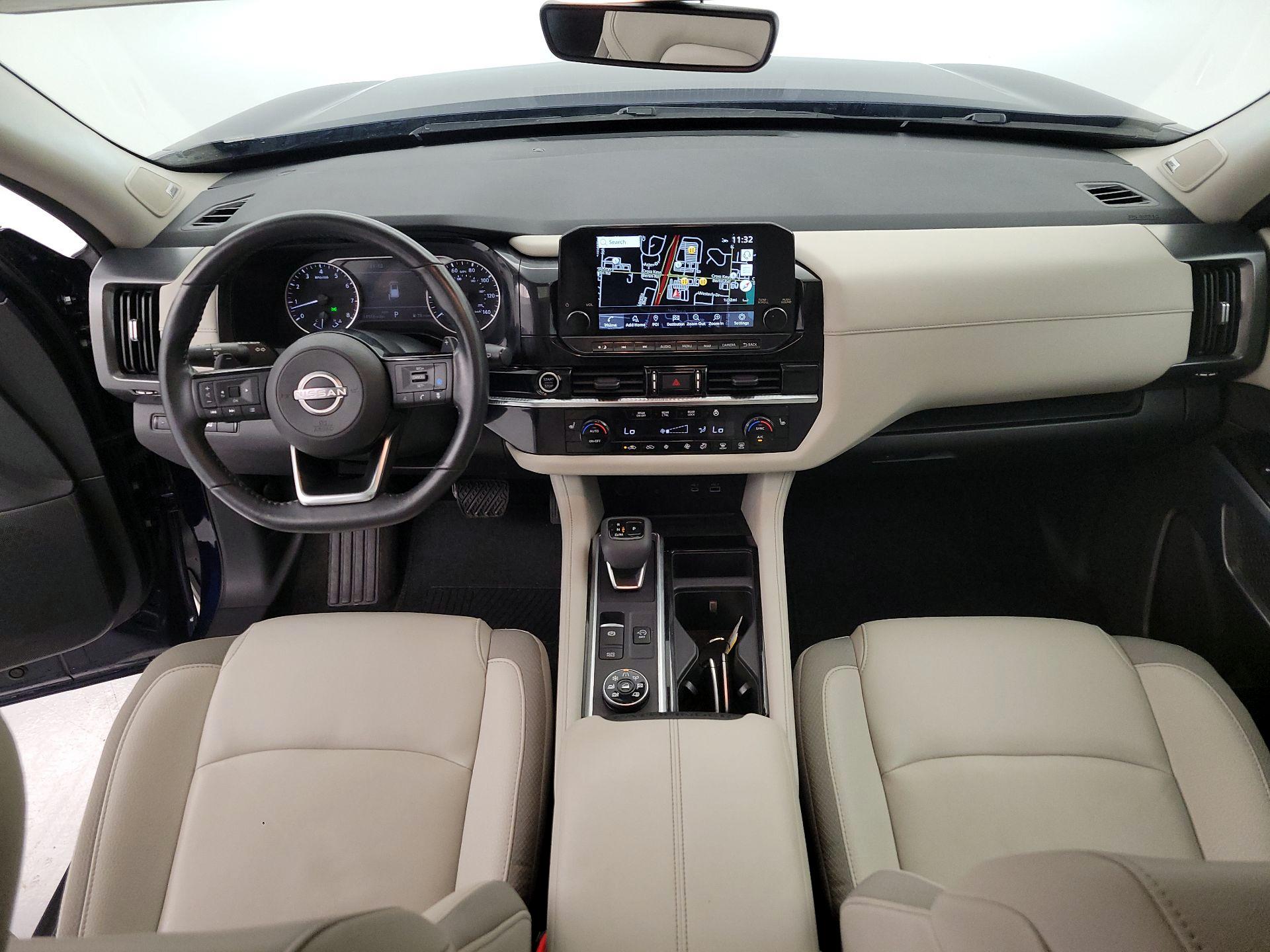 Thumbnail: 2023 Nissan Pathfinder - 9