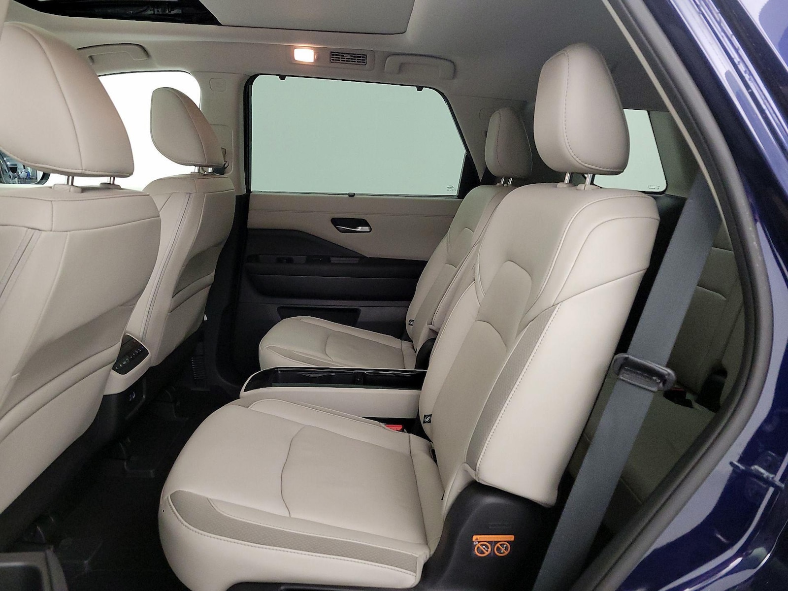 2023 Nissan Pathfinder SL - Photo 22