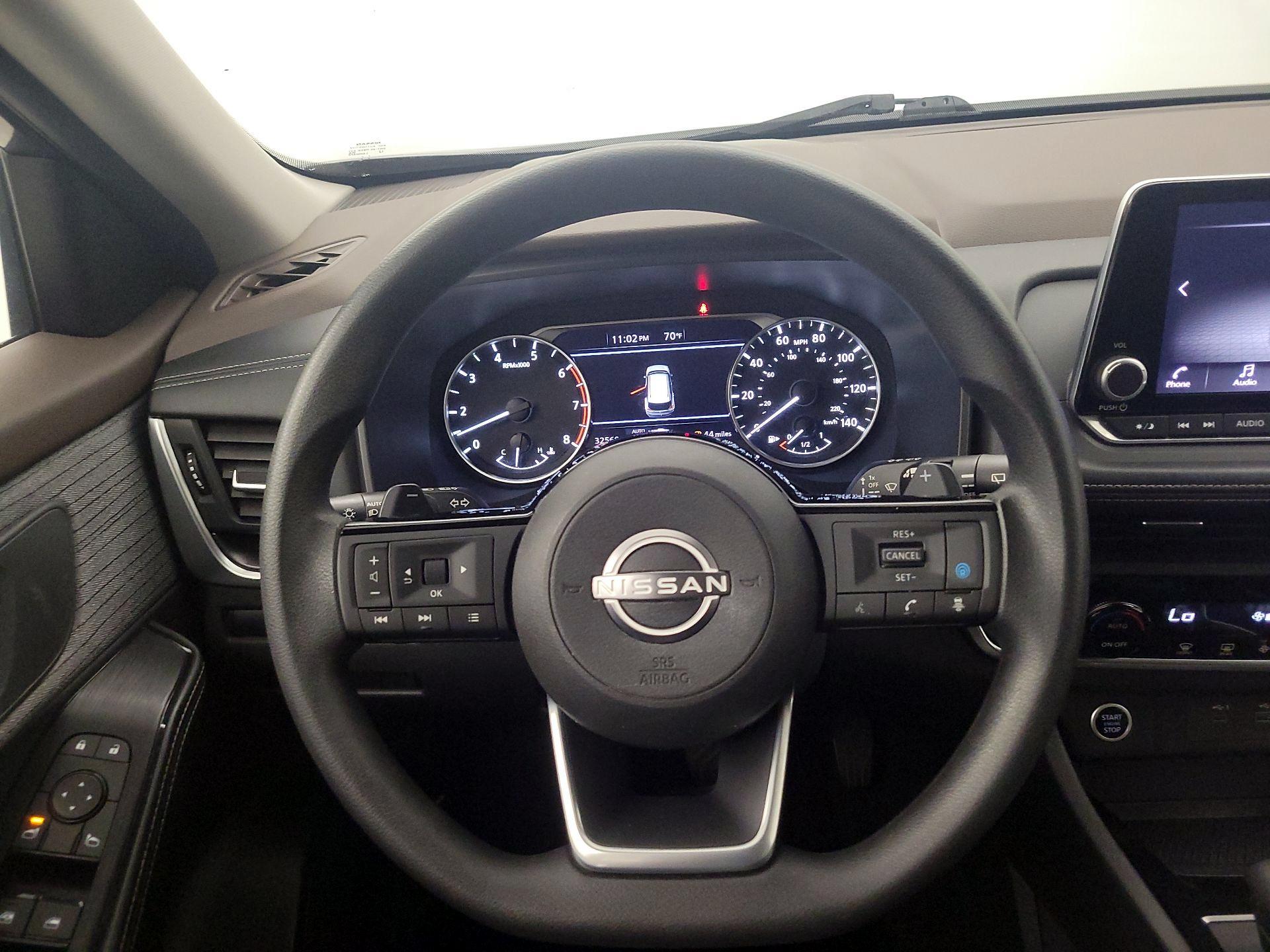 Thumbnail: 2023 Nissan Rogue - 10