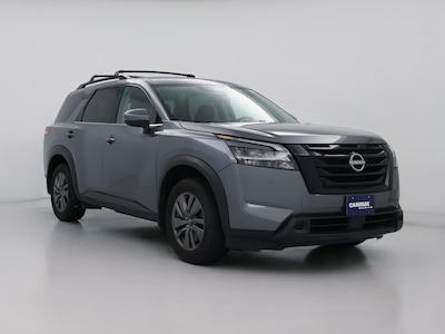 2023 Nissan Pathfinder SV