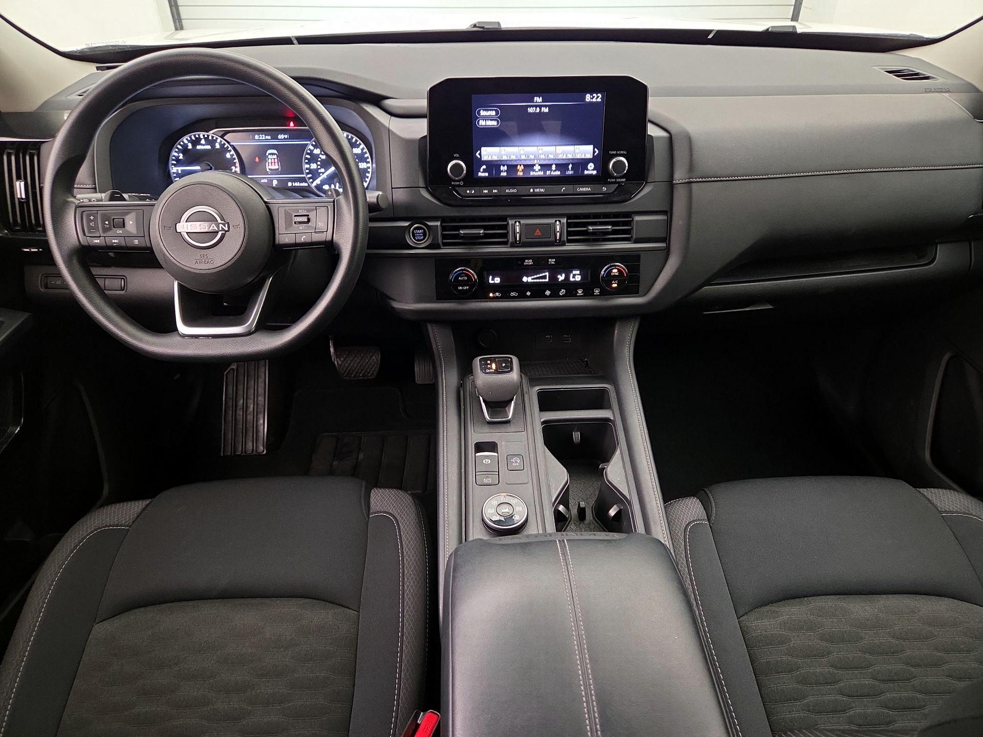 Thumbnail: 2023 Nissan Pathfinder - 9