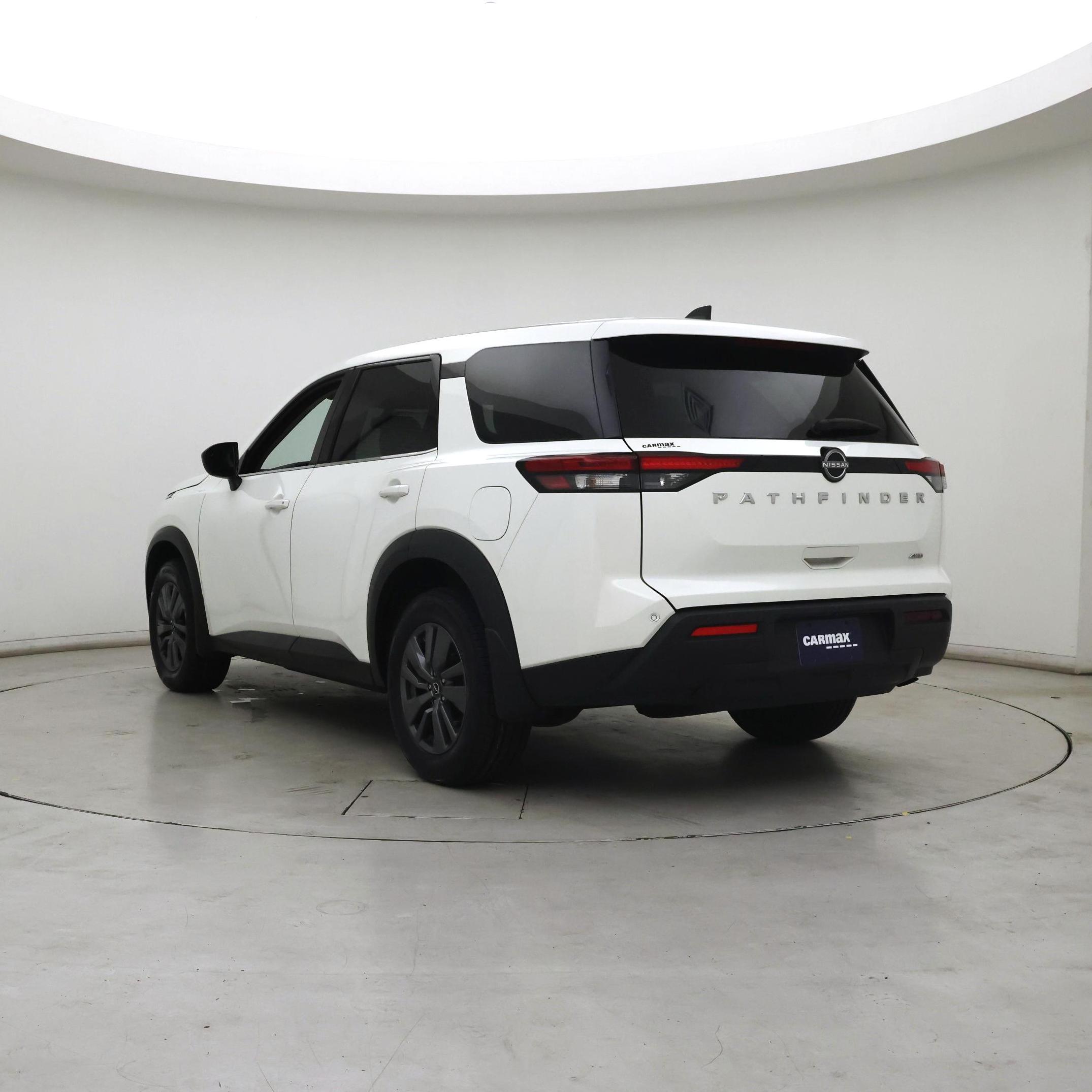 Thumbnail: 2023 Nissan Pathfinder - 2