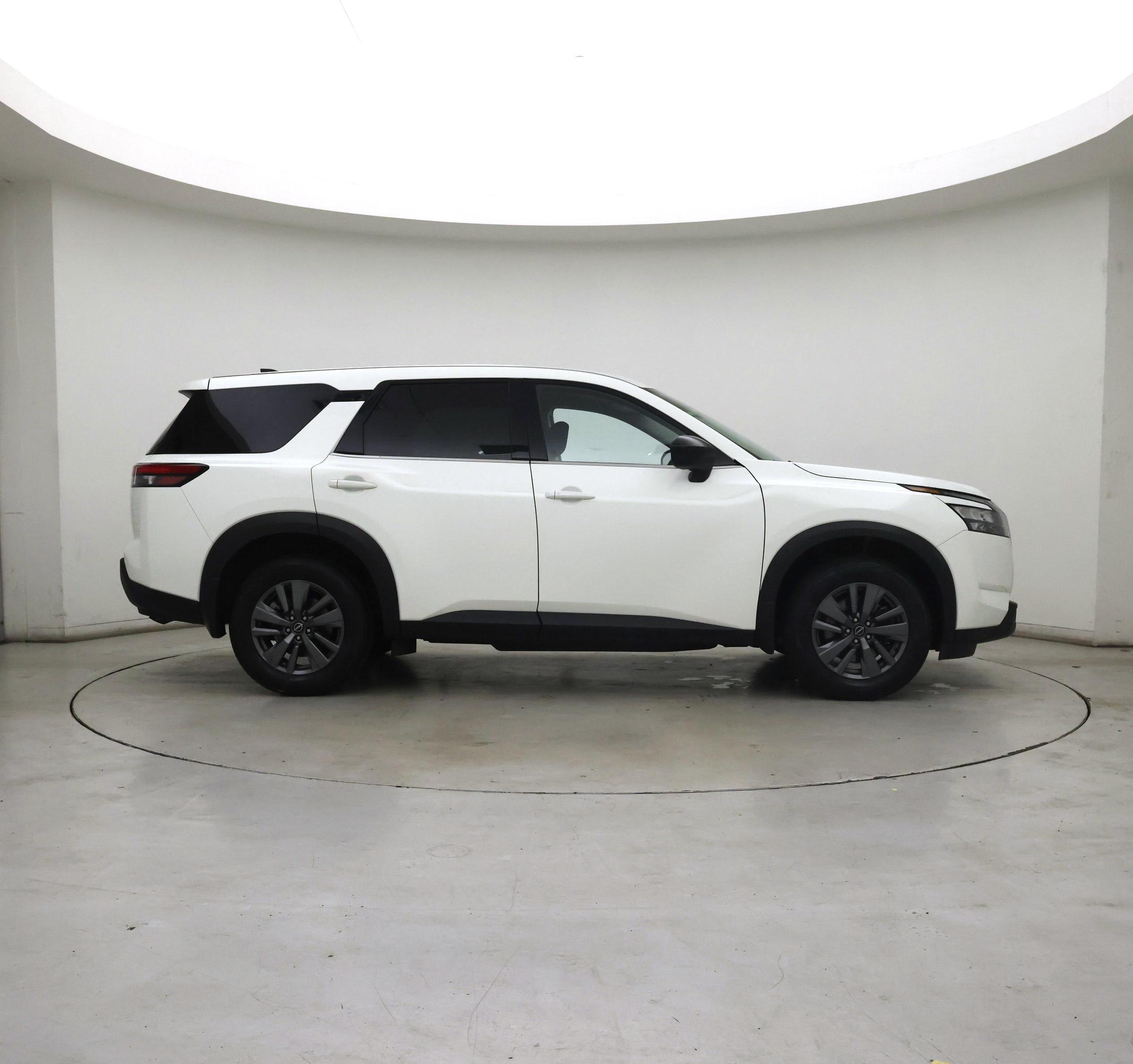 Thumbnail: 2023 Nissan Pathfinder - 7