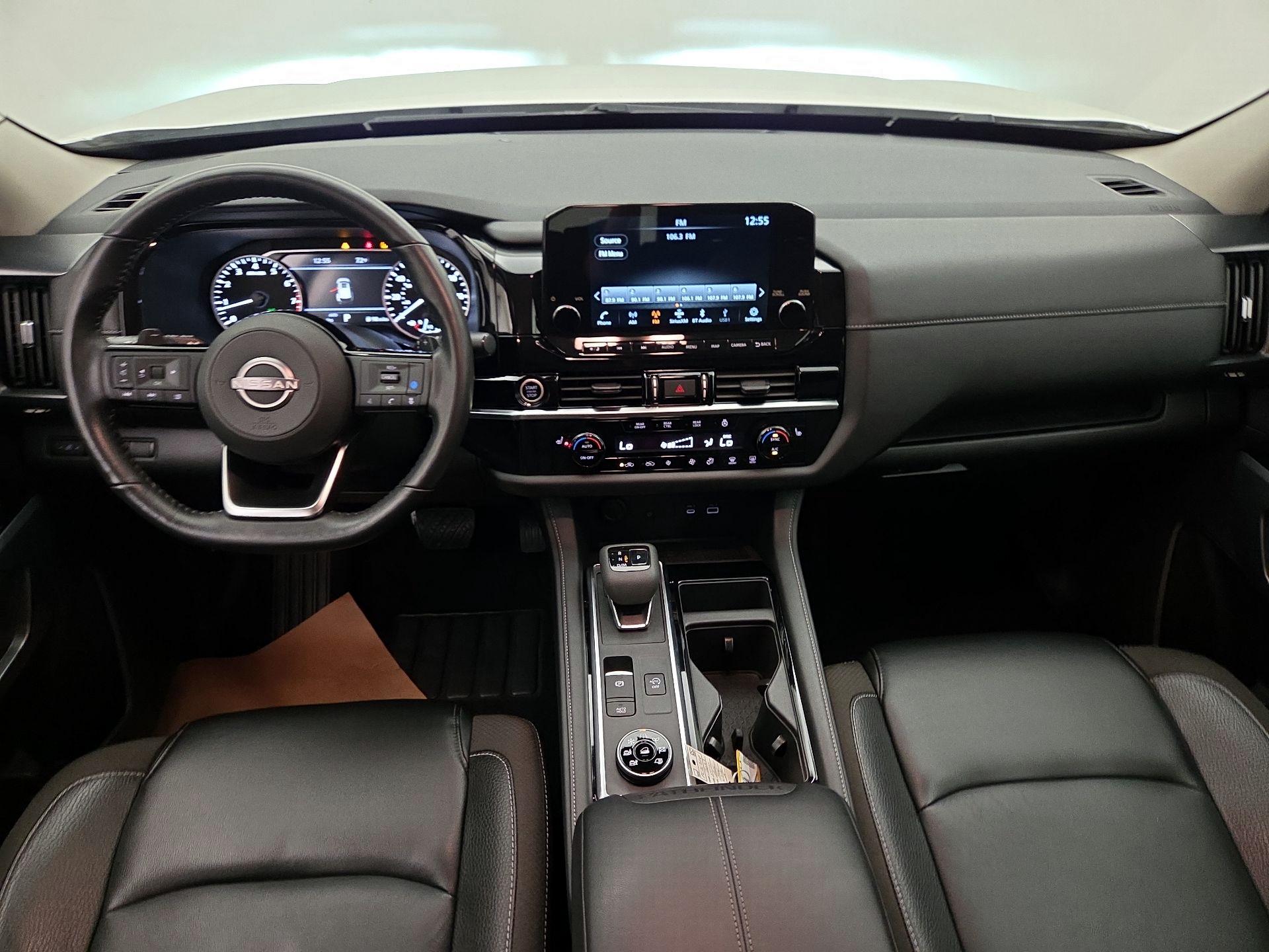 Thumbnail: 2023 Nissan Pathfinder - 9