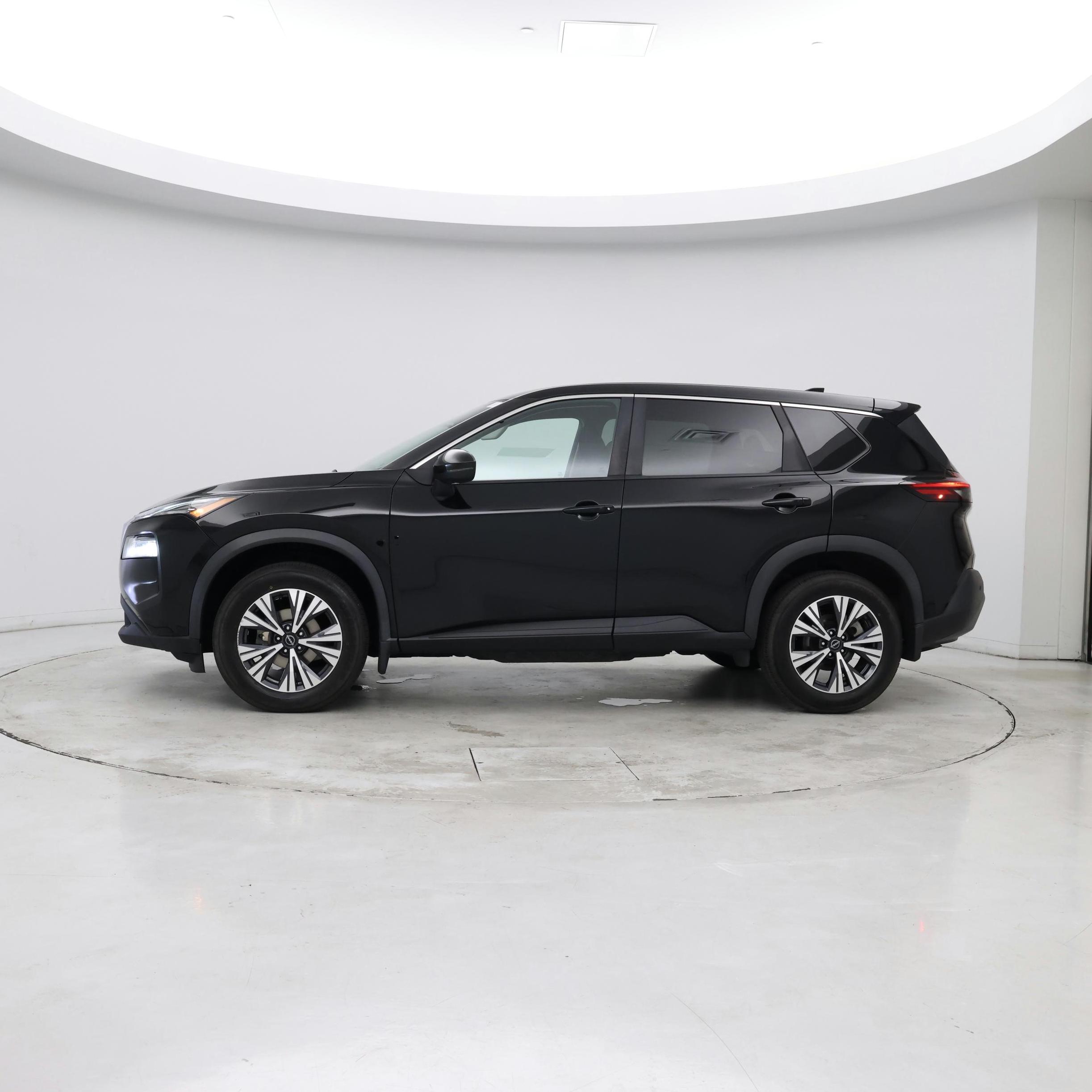 Thumbnail: 2022 Nissan Rogue - 2