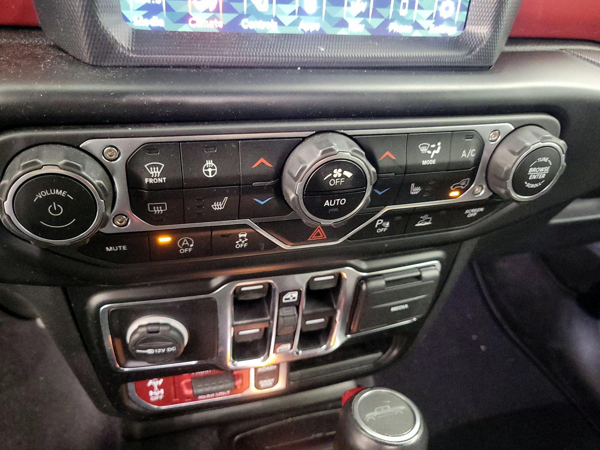 Thumbnail: 2022 Jeep Gladiator - 15