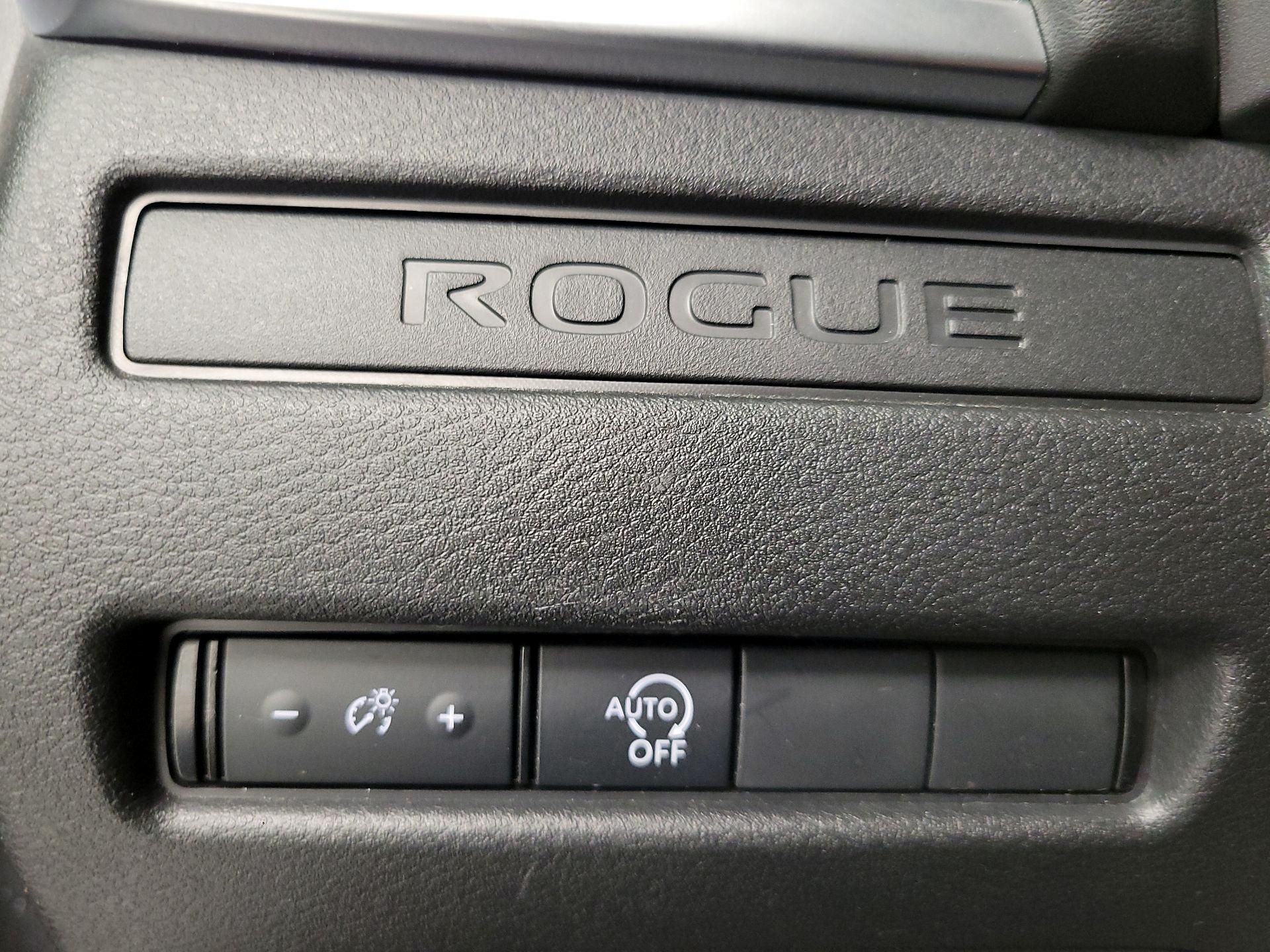 Thumbnail: 2023 Nissan Rogue - 13