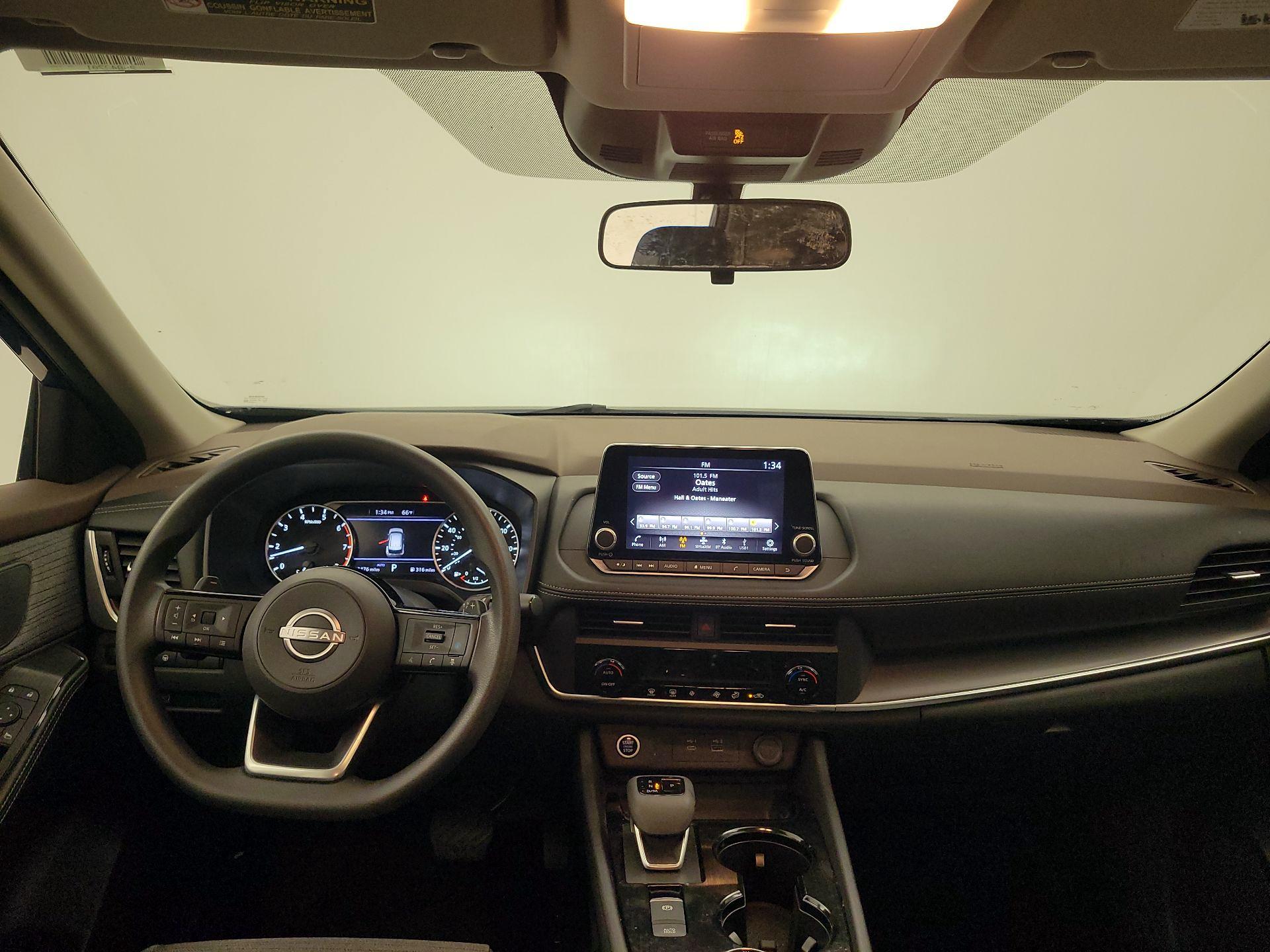 Thumbnail: 2023 Nissan Rogue - 9