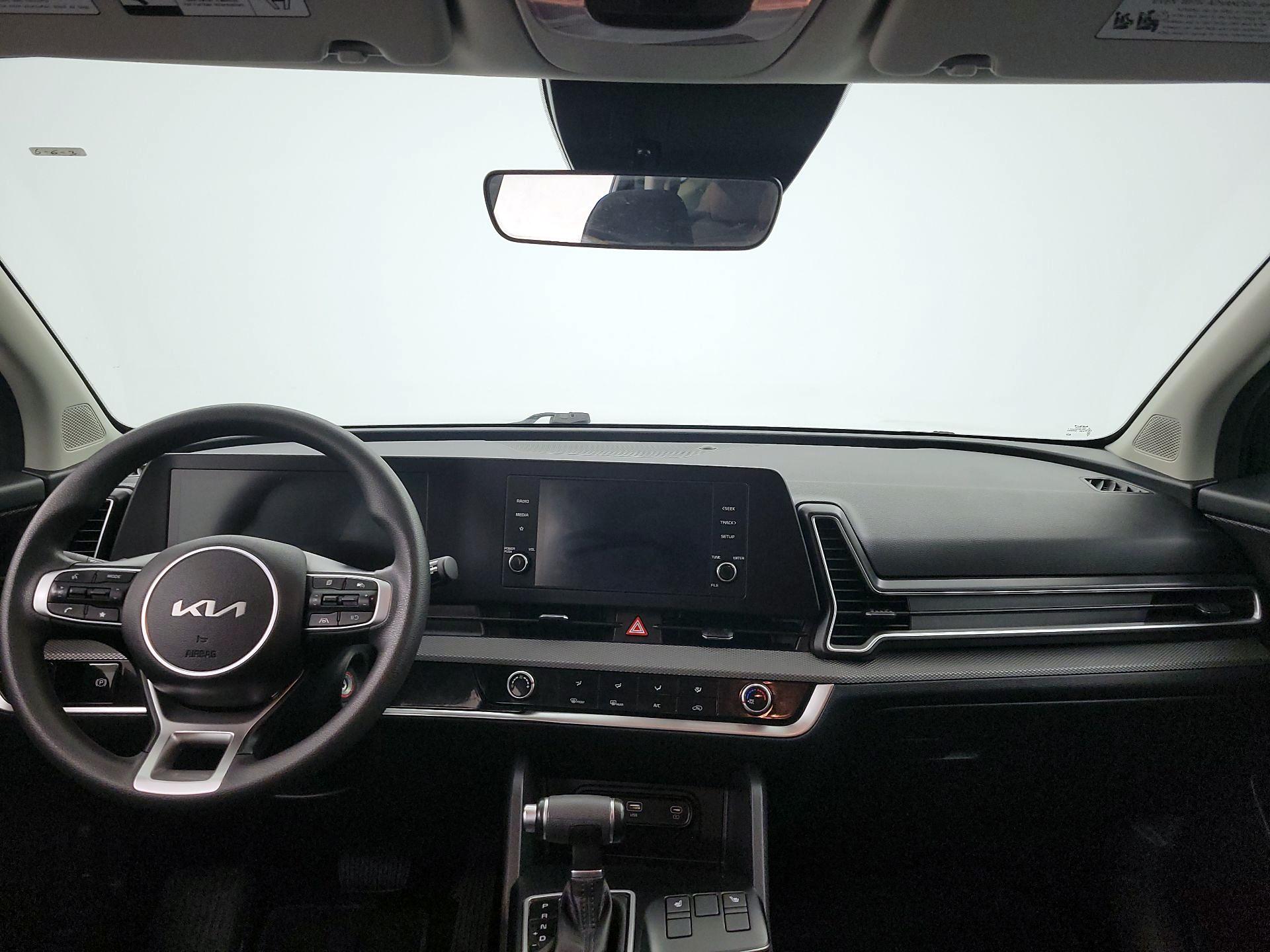 Thumbnail: 2023 Kia Sportage - 9