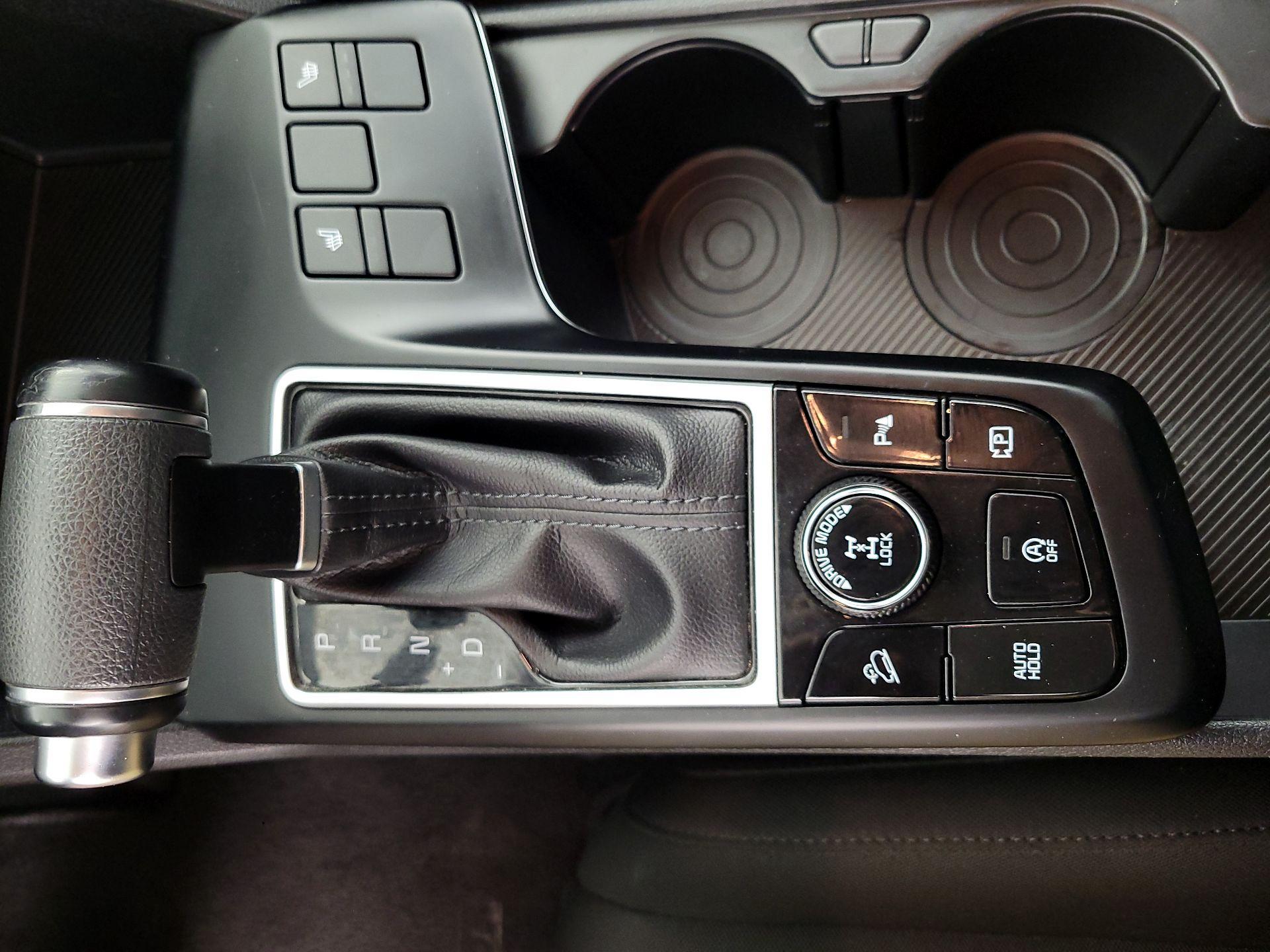 Thumbnail: 2023 Kia Sportage - 17
