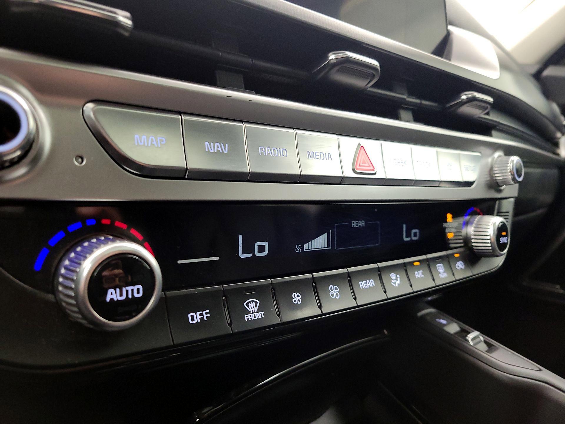 Thumbnail: 2023 Kia Telluride - 17