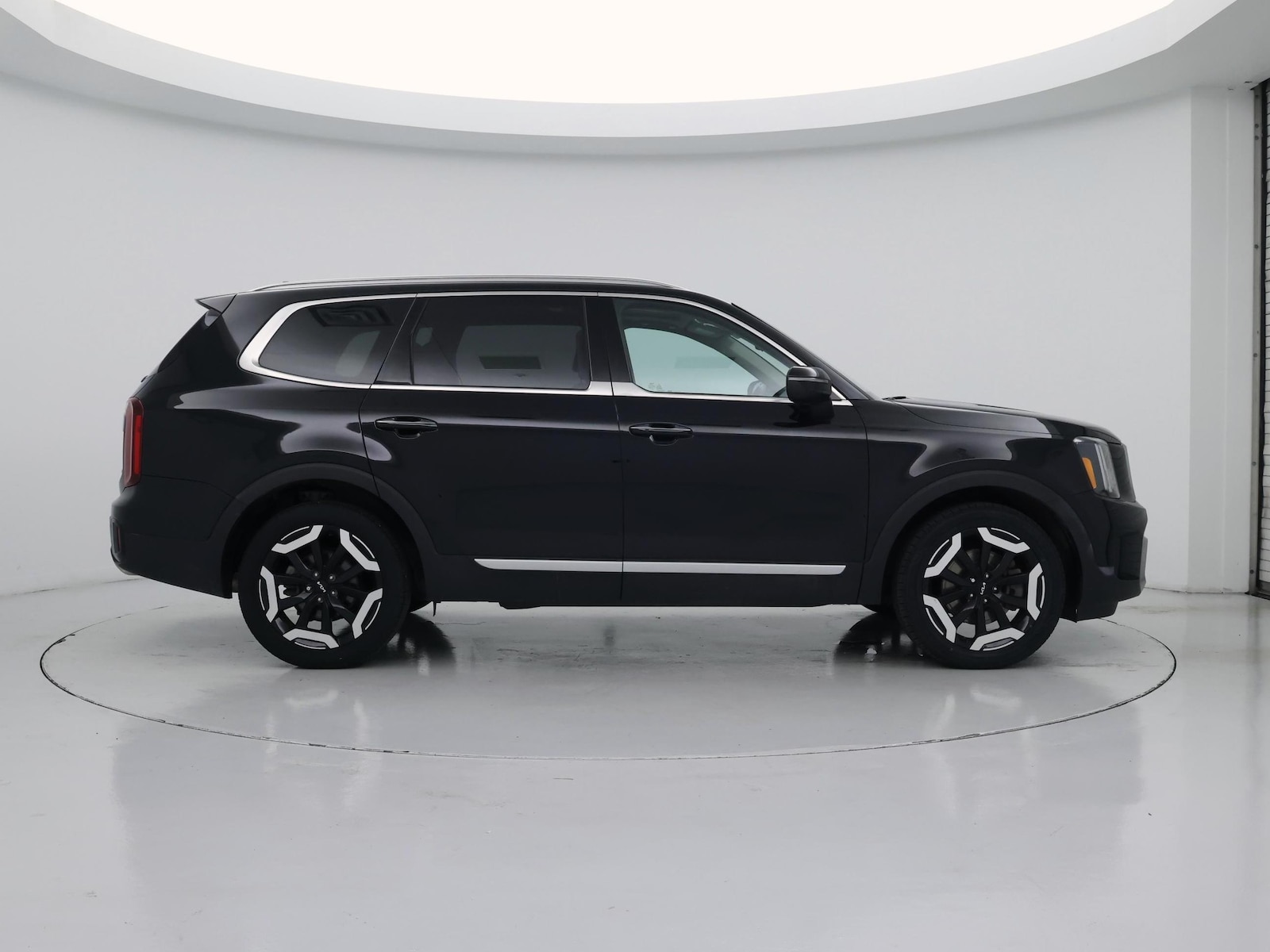 2023 Kia Telluride S - Photo 8