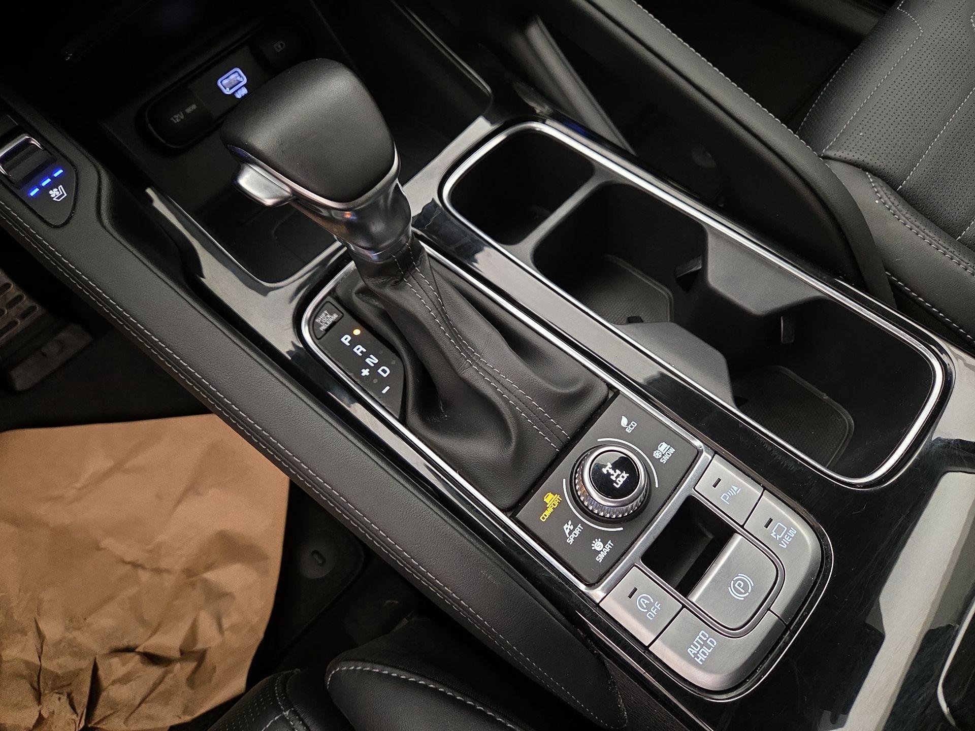 Thumbnail: 2022 Kia Telluride - 18