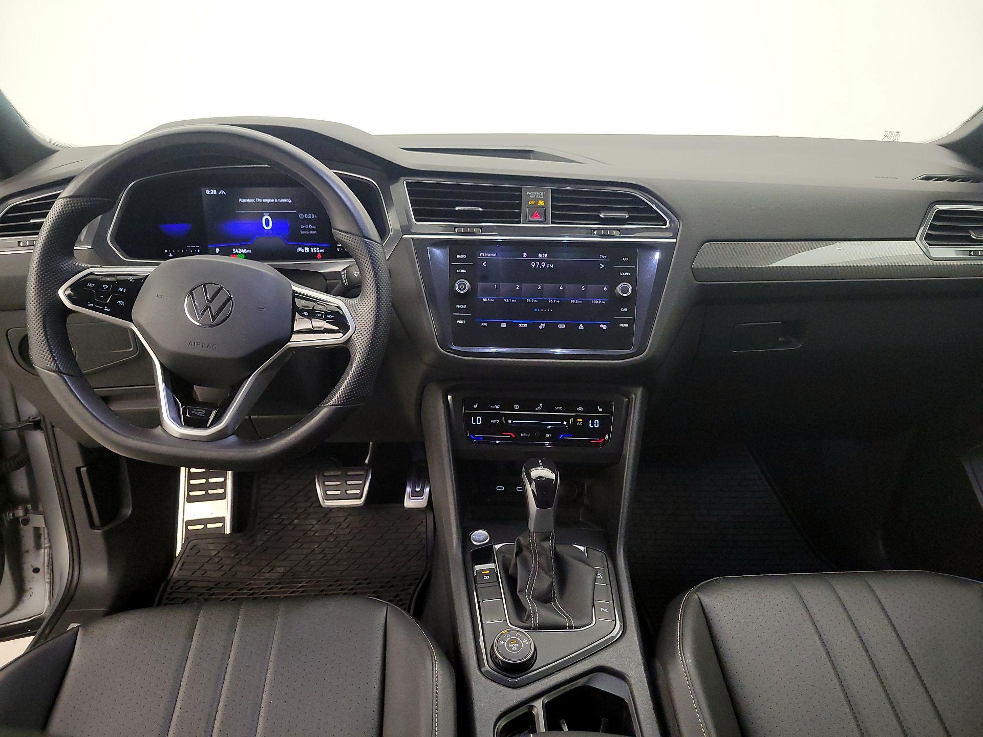 Thumbnail: 2022 Volkswagen Tiguan - 9
