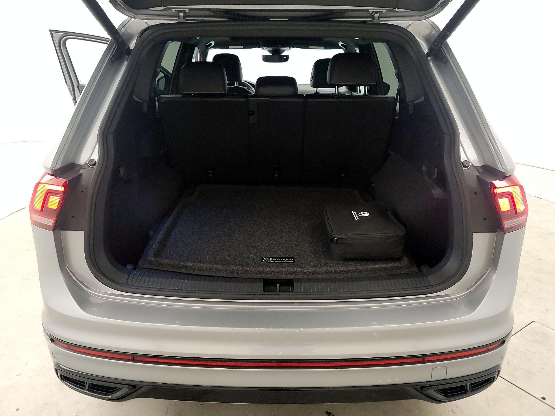 Thumbnail: 2022 Volkswagen Tiguan - 20