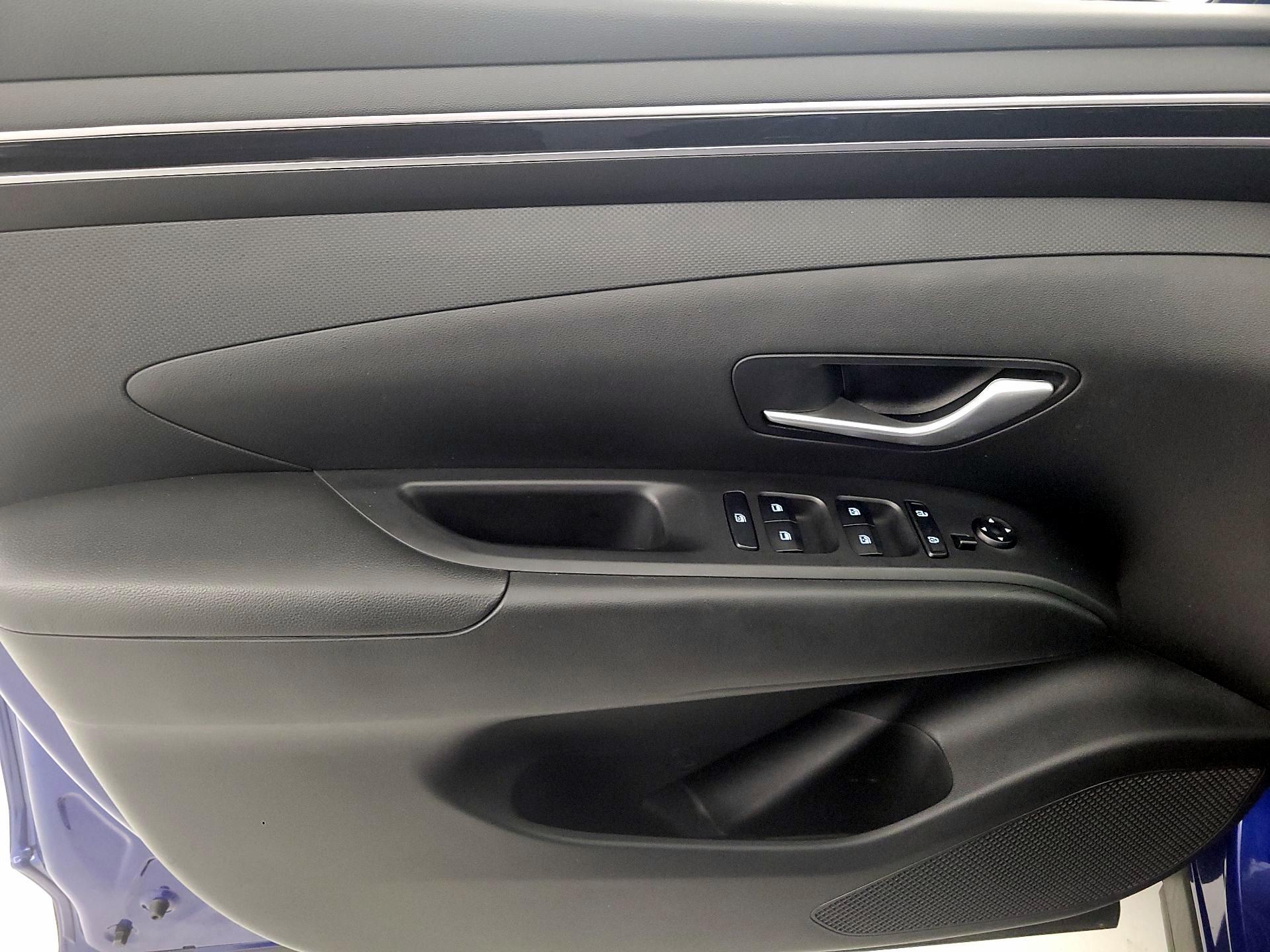 Thumbnail: 2023 Hyundai Tucson - 12