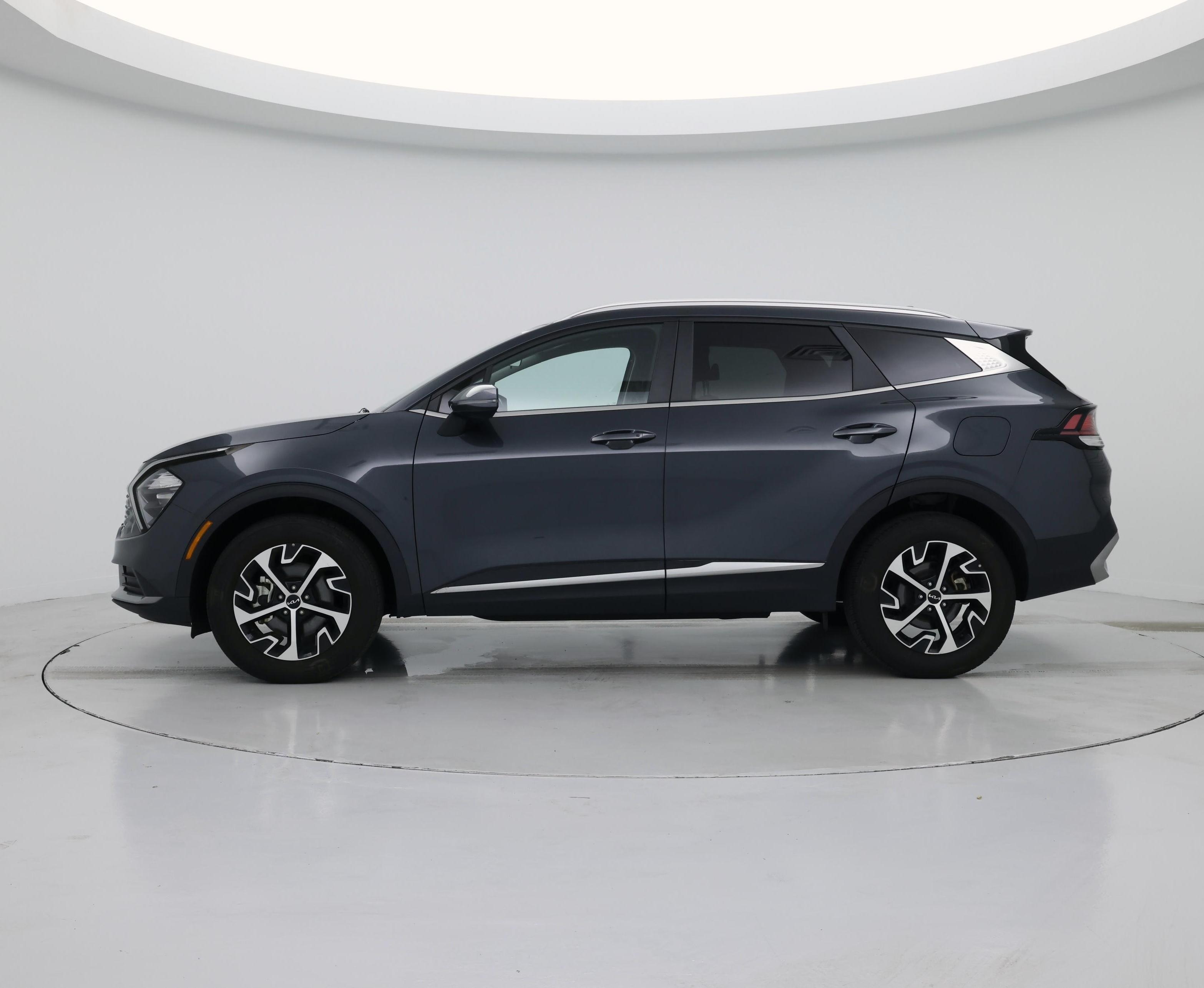 Thumbnail: 2023 Kia Sportage - 3