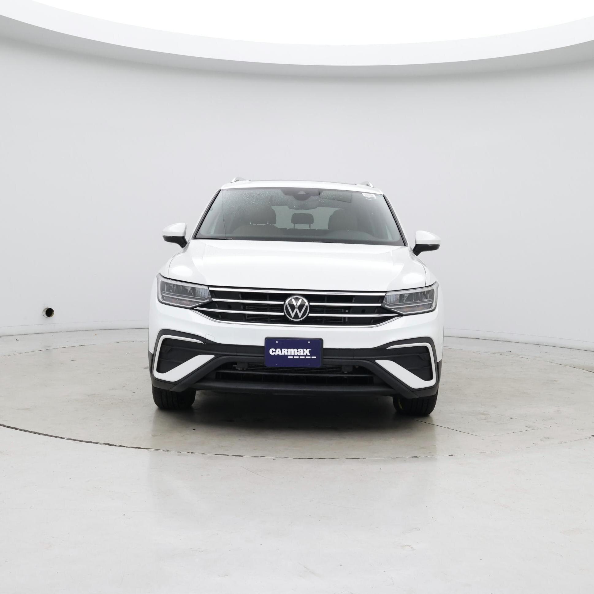 Thumbnail: 2023 Volkswagen Tiguan - 5