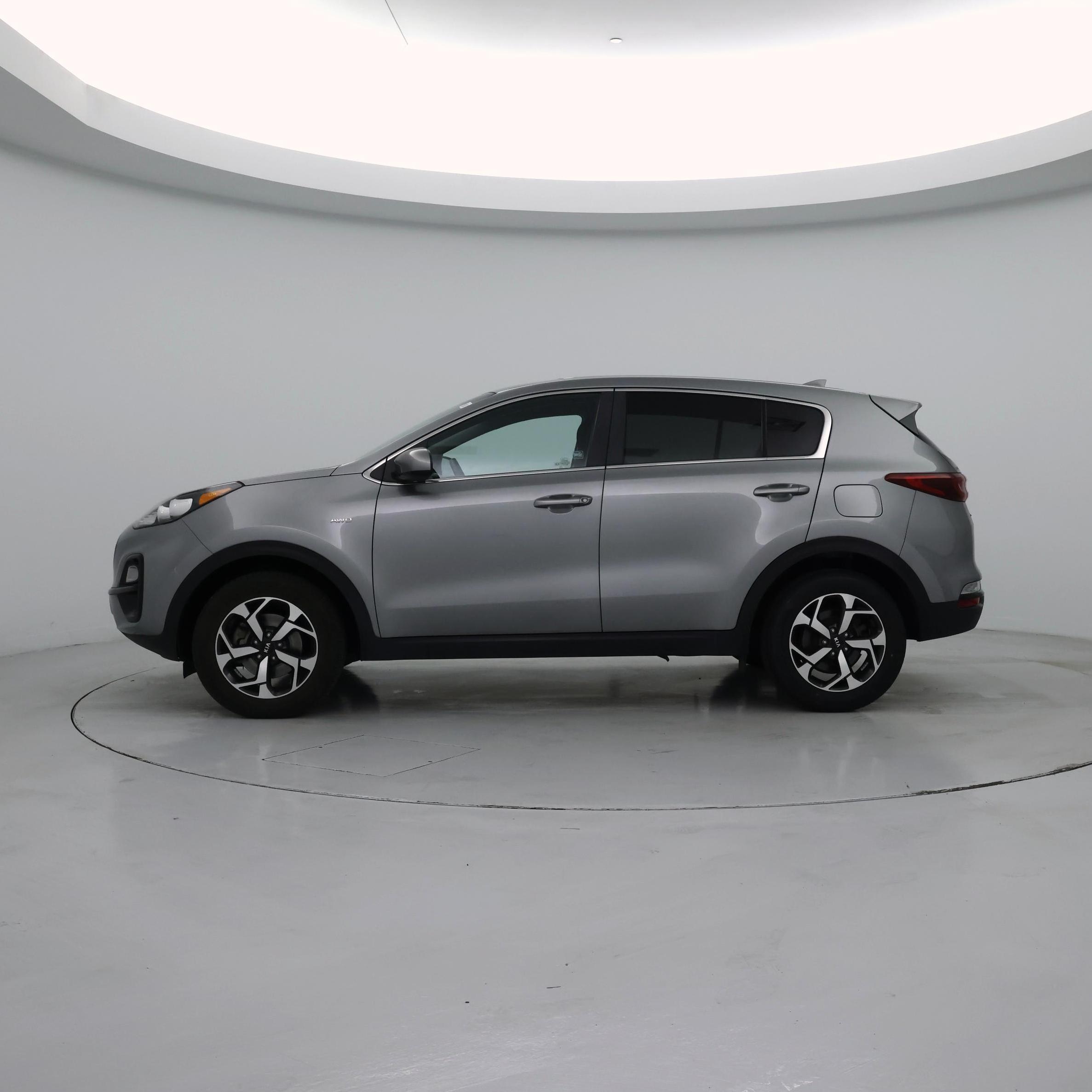 Thumbnail: 2020 Kia Sportage - 3