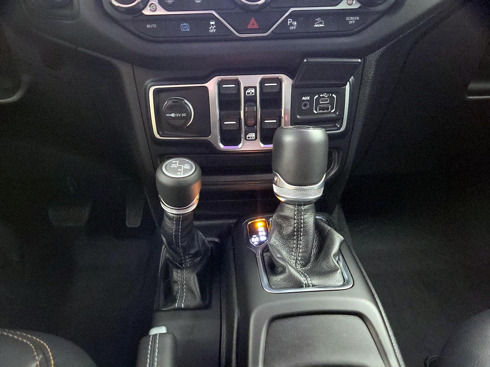 2024 Jeep Wrangler 4xe Sahara 4XE - Photo 18
