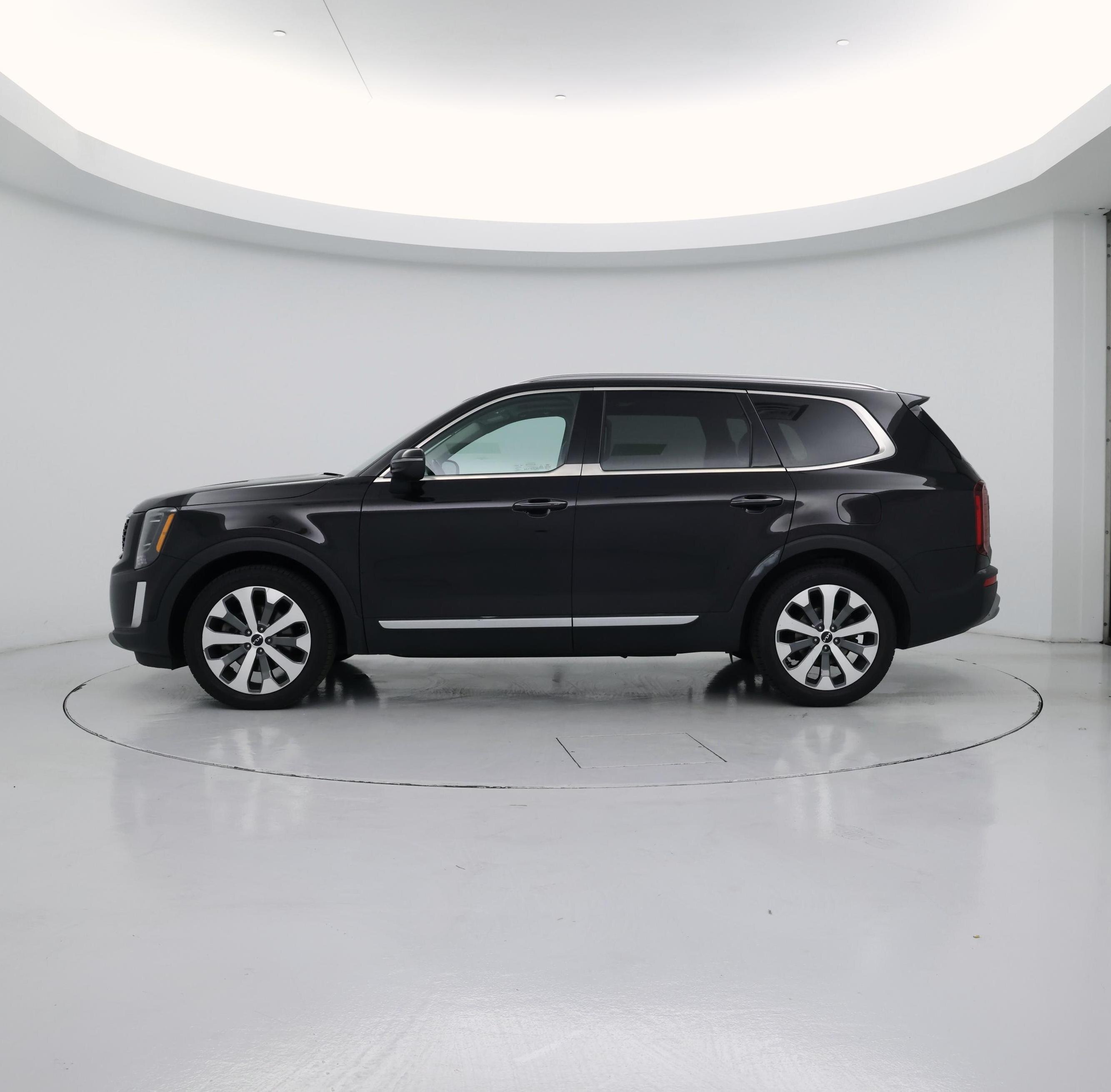 Thumbnail: 2022 Kia Telluride - 3