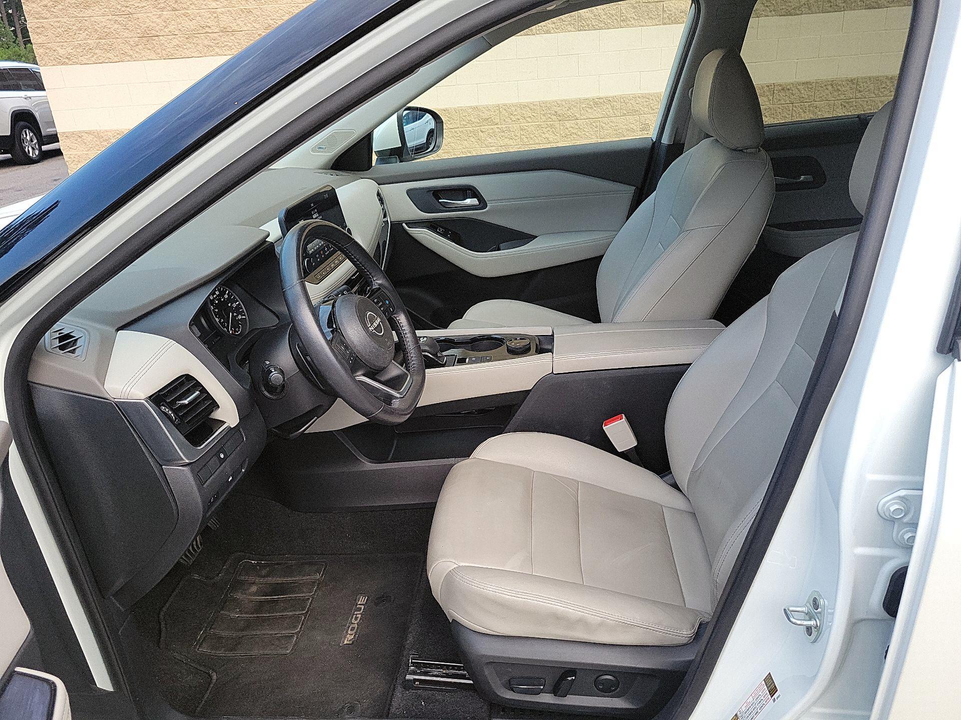 Thumbnail: 2023 Nissan Rogue - 9